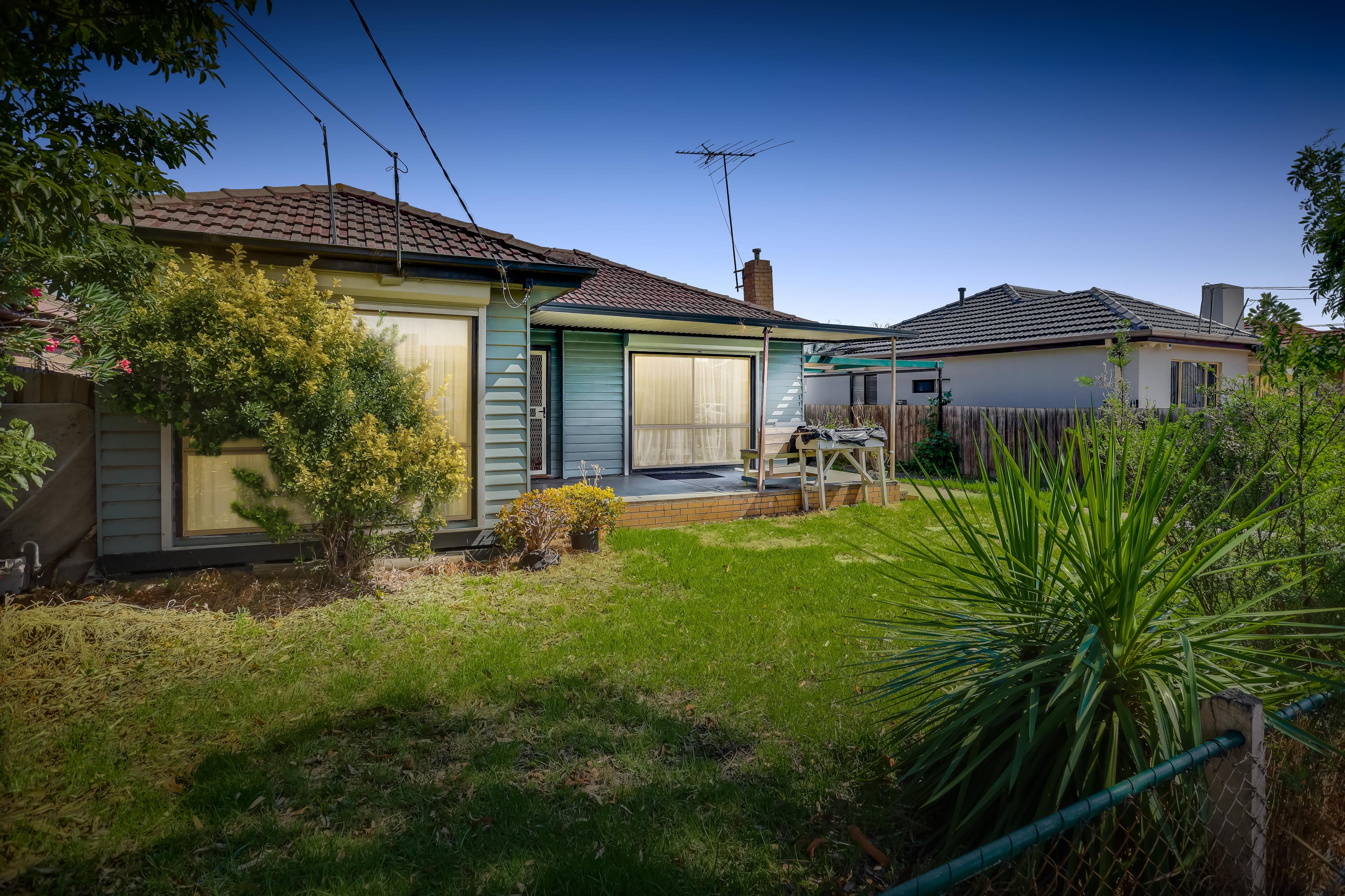 27 Dunkeld Avenue, Sunshine North, Sunshine North - Image 1