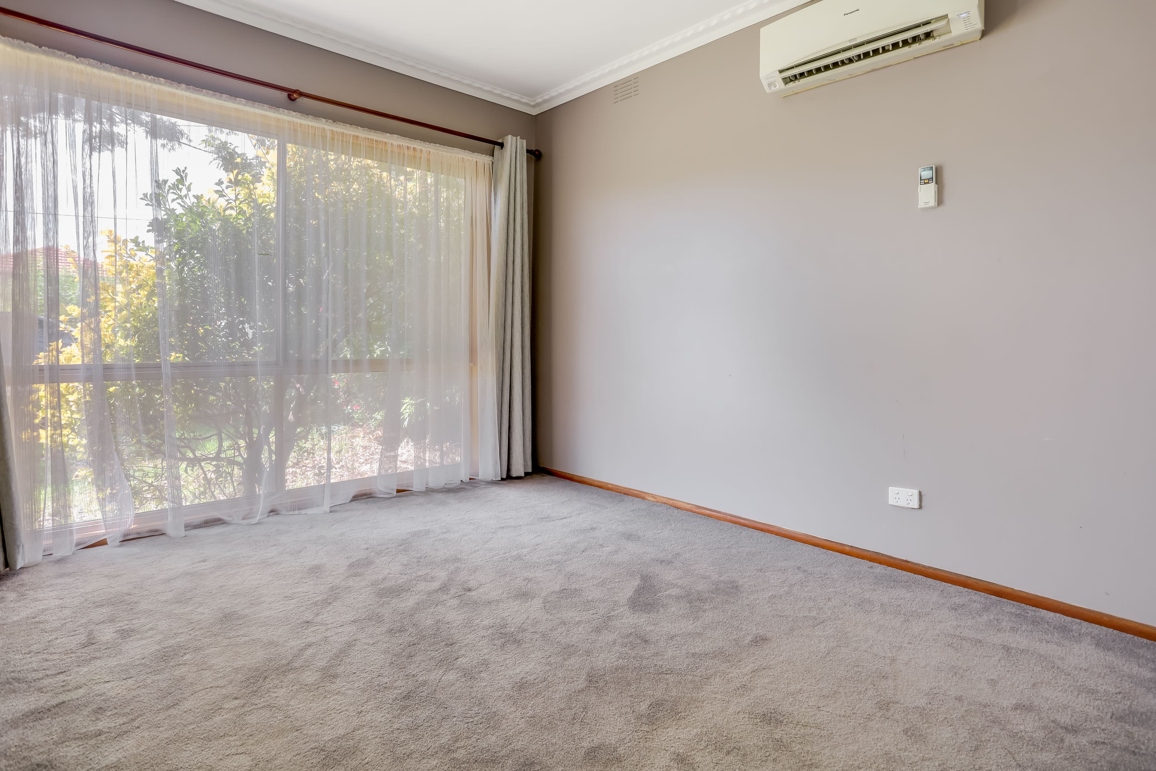 27 Dunkeld Avenue, Sunshine North, Sunshine North - Thumbnail 4