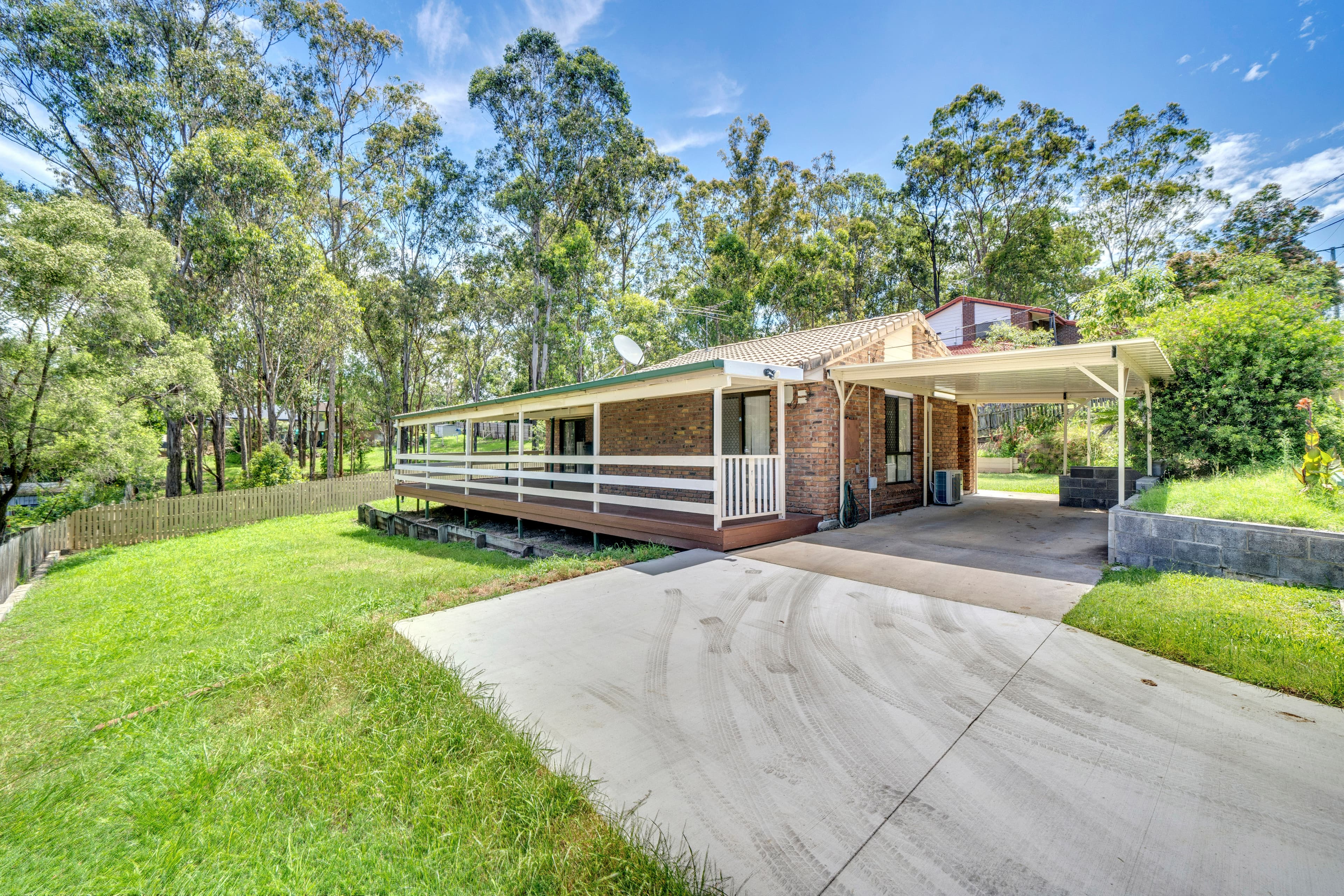 15 Buttler Street, Bellbird Park, Bellbird Park - Image 1