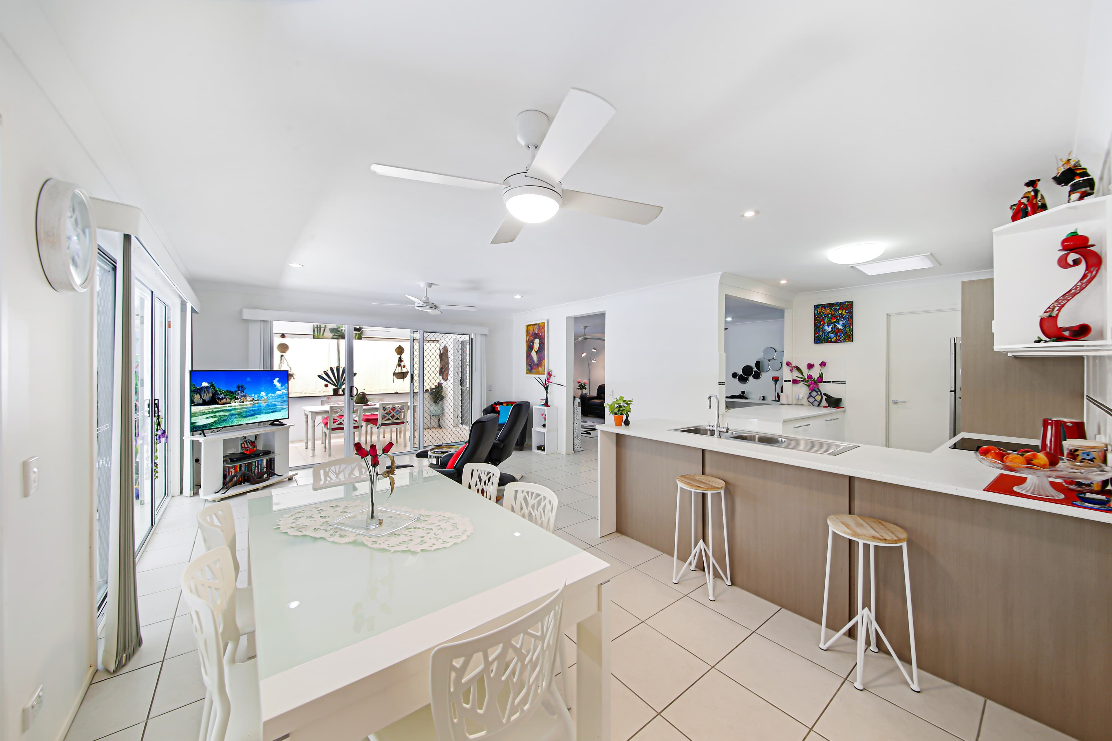 22 Kingsmill Circuit, Peregian Springs, Peregian Springs - Thumbnail 2