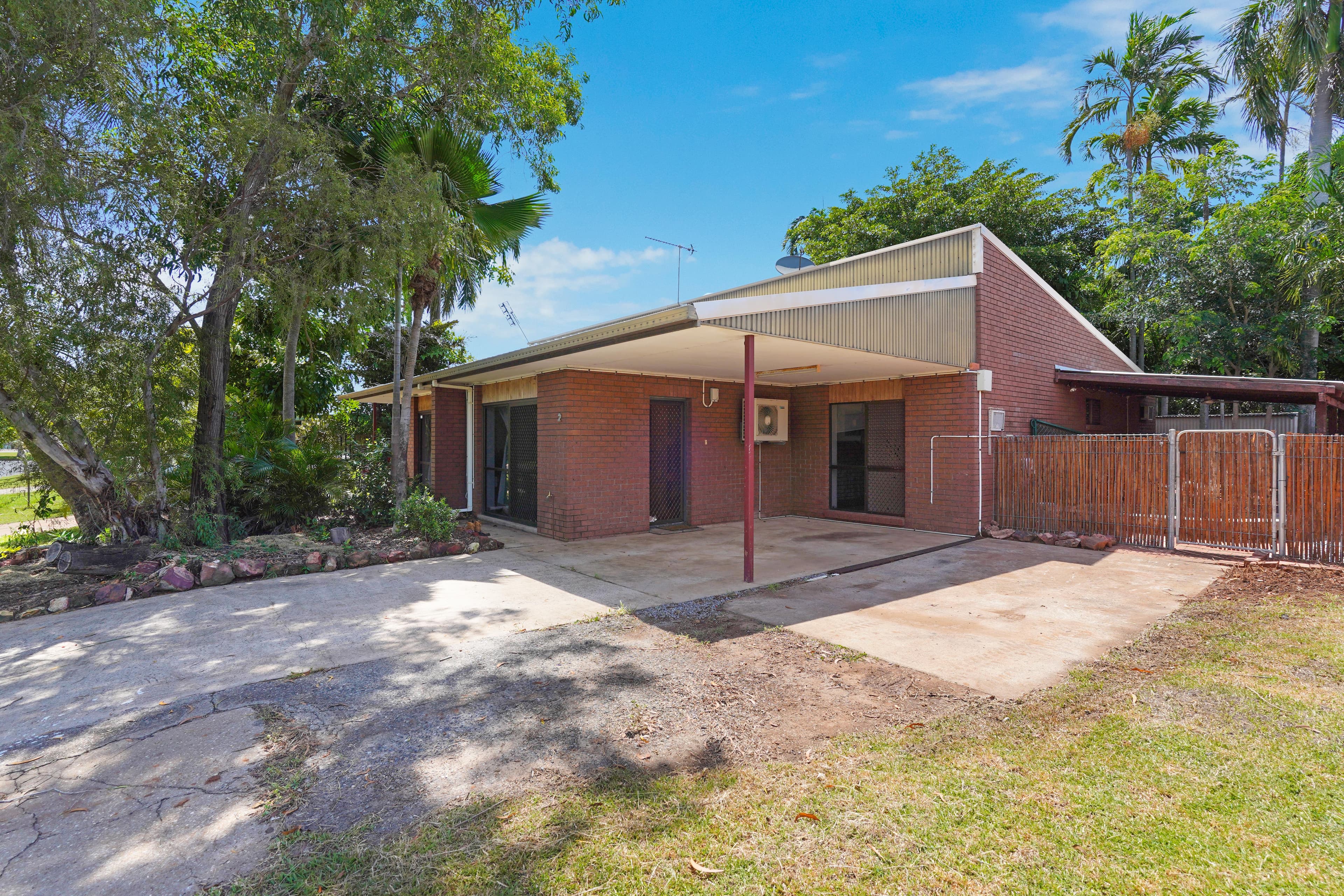 2/6 Abbott Crescent, Malak, Malak - Image 1