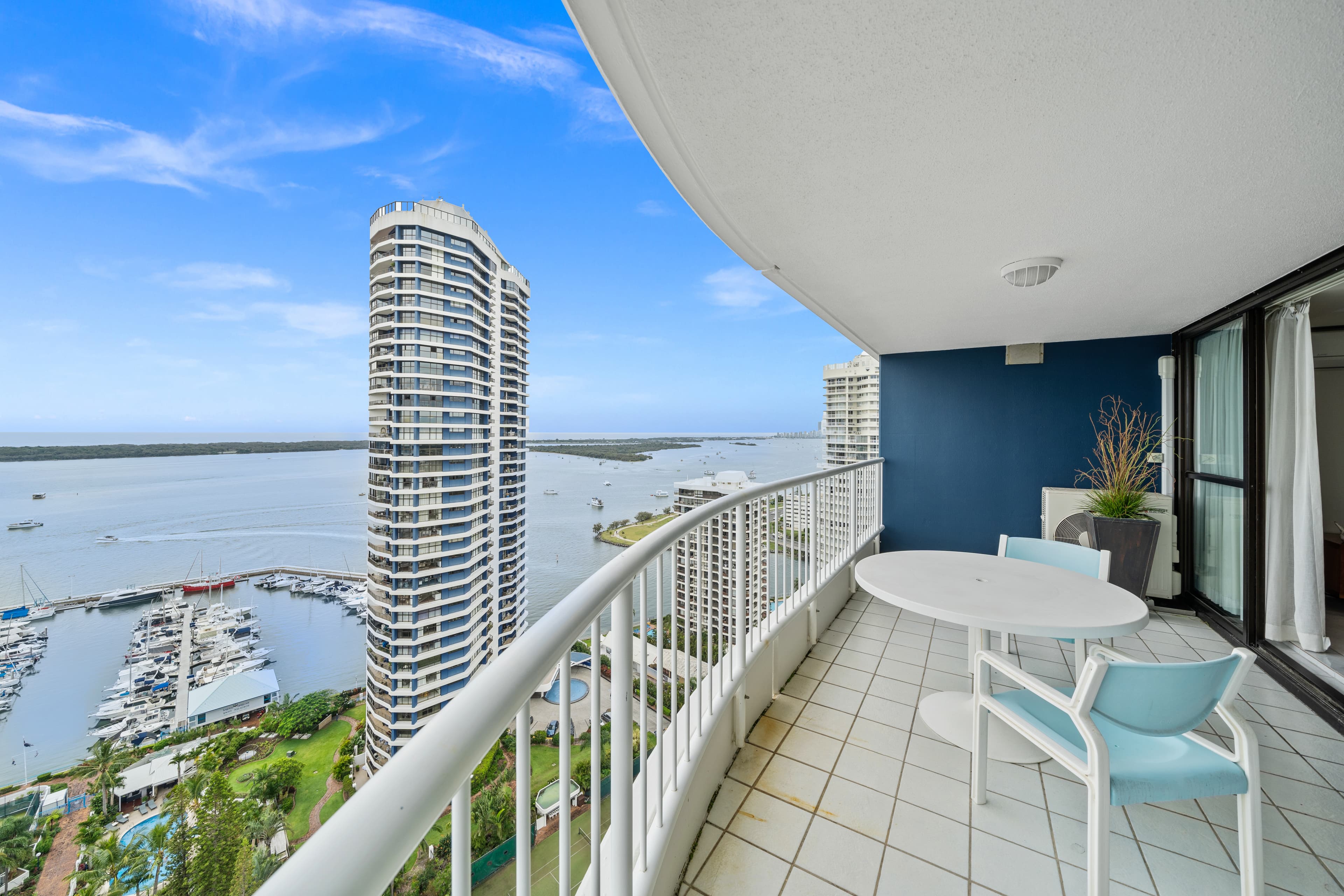 89/21 Bayview Street, Runaway Bay, Runaway Bay - Image 1