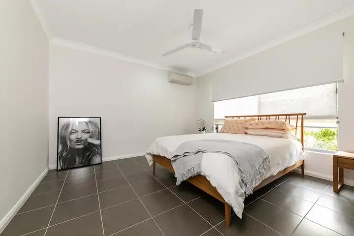 10 Leonie Street, Bellamack, Bellamack - Thumbnail 8