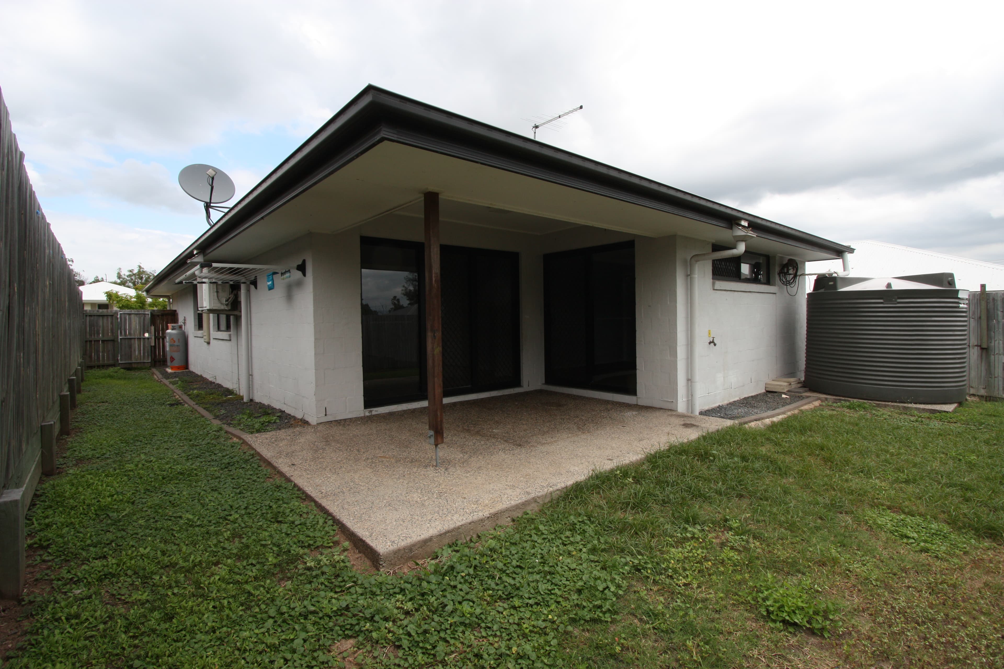 6 Mark Winter Court, Bellbird Park, Bellbird Park - Thumbnail 5