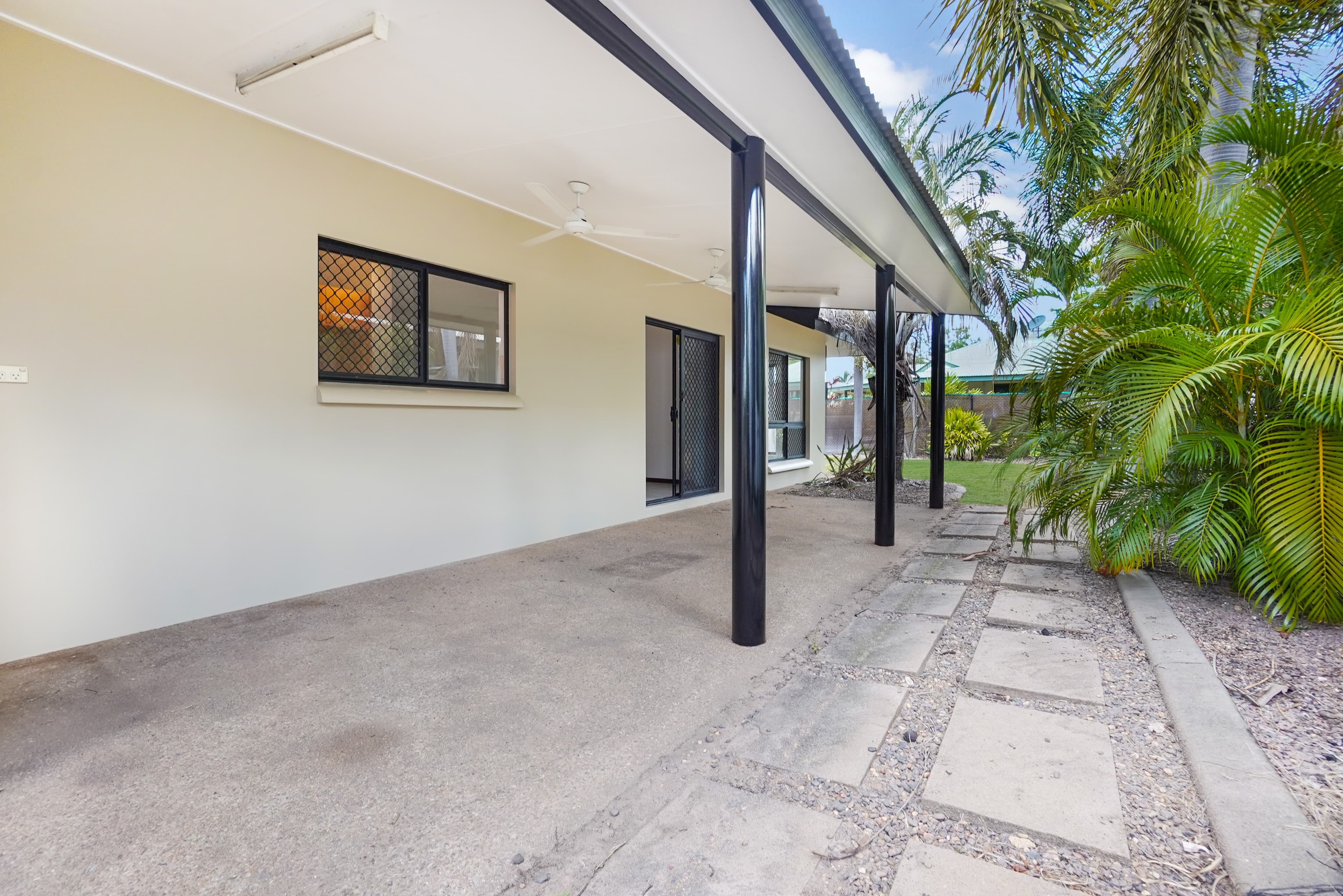 17 Wilton Court, Gunn, Gunn - Thumbnail 7