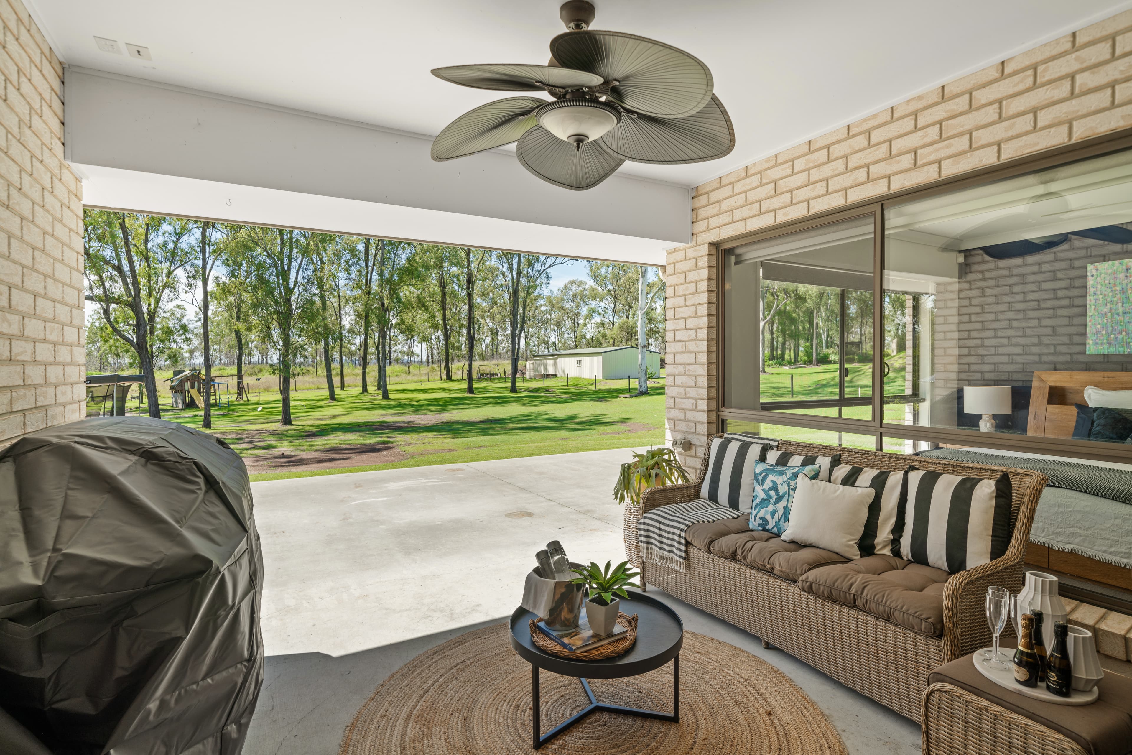 19 McHale Way, Willowbank, Willowbank - Thumbnail 3