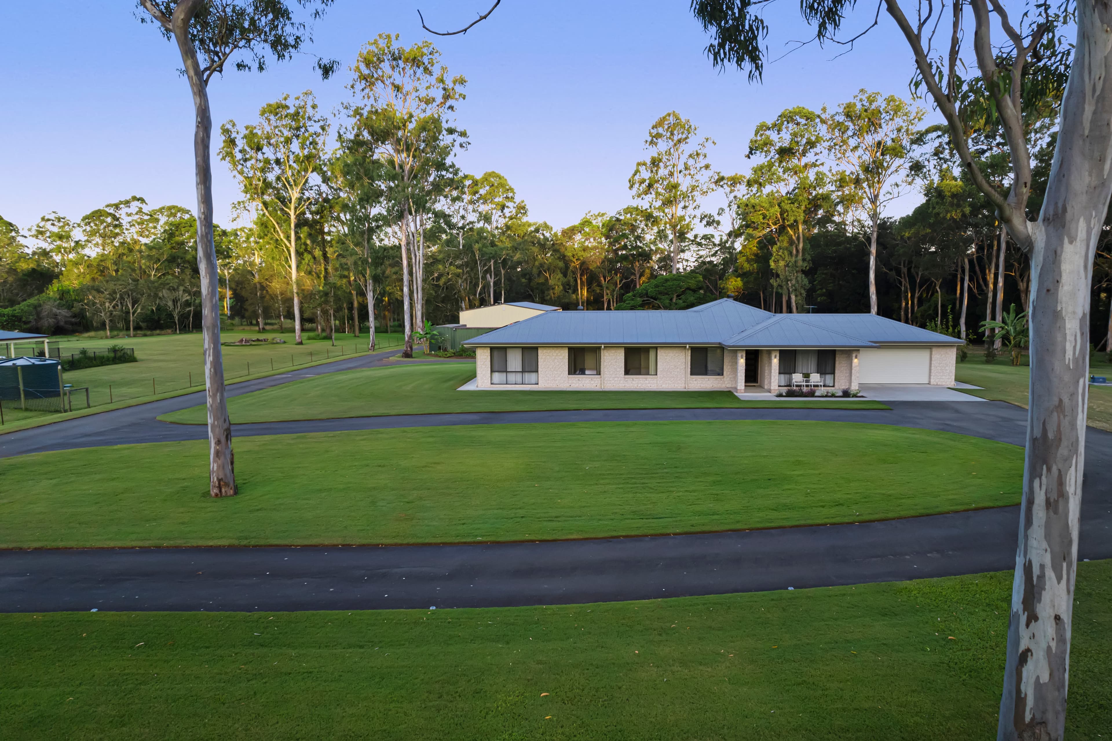 364 Woodlands Drive, Thornlands, Thornlands - Thumbnail 2