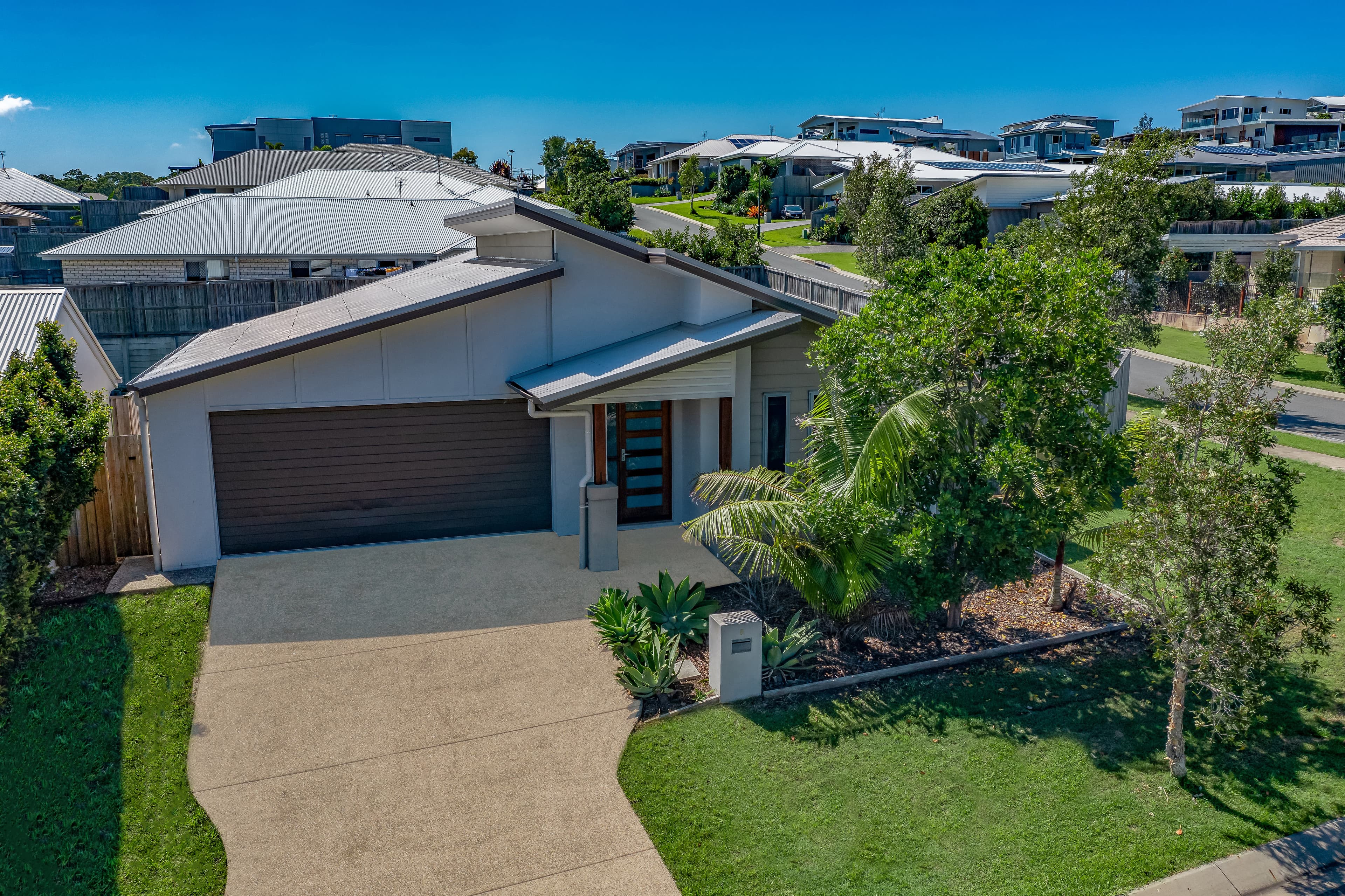 5 Tree View Crescent, Little Mountain, Little Mountain - Image 1