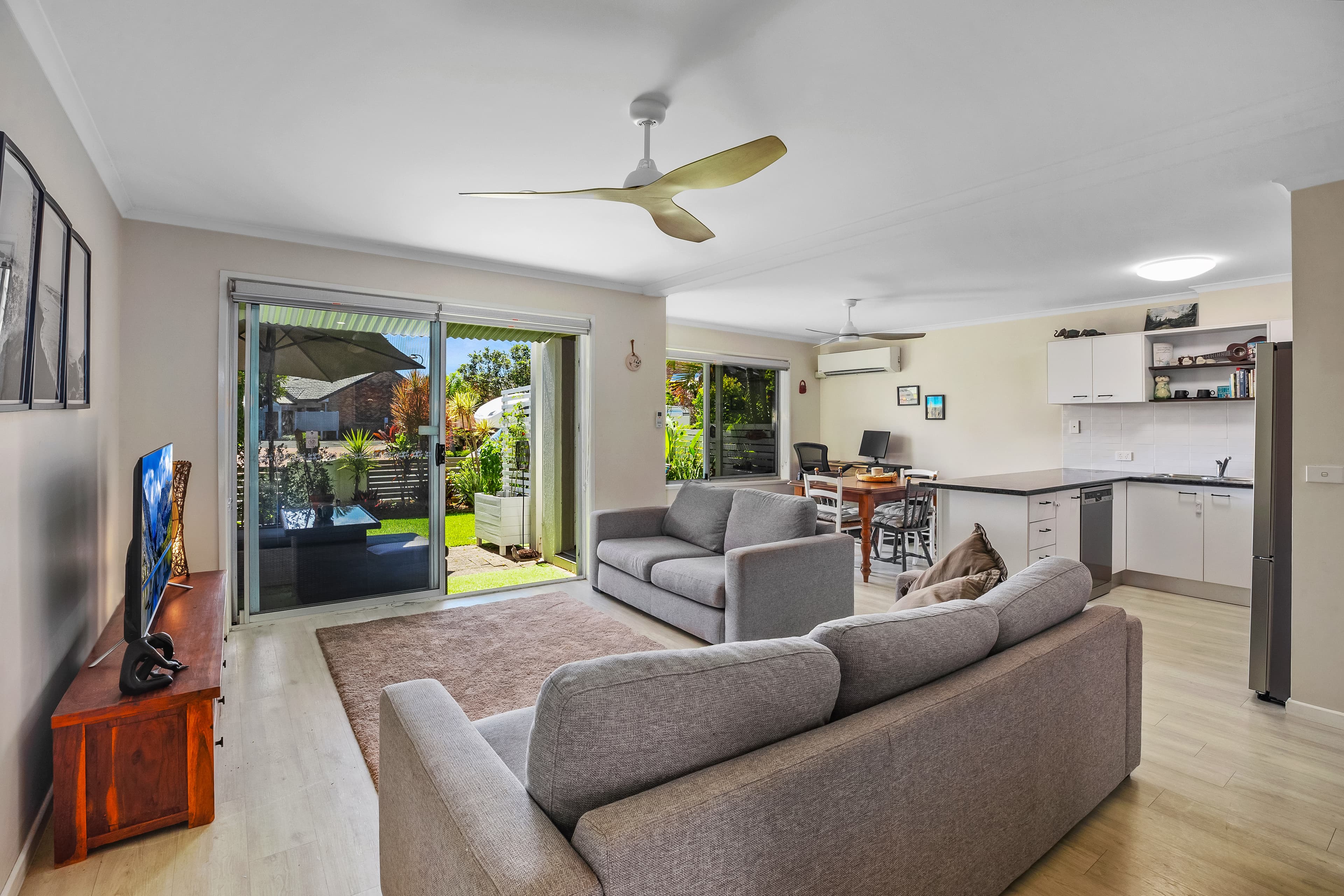 Unit 4/17-19 Maroochy Waters Drive North, Maroochydore, Maroochydore - Thumbnail 3