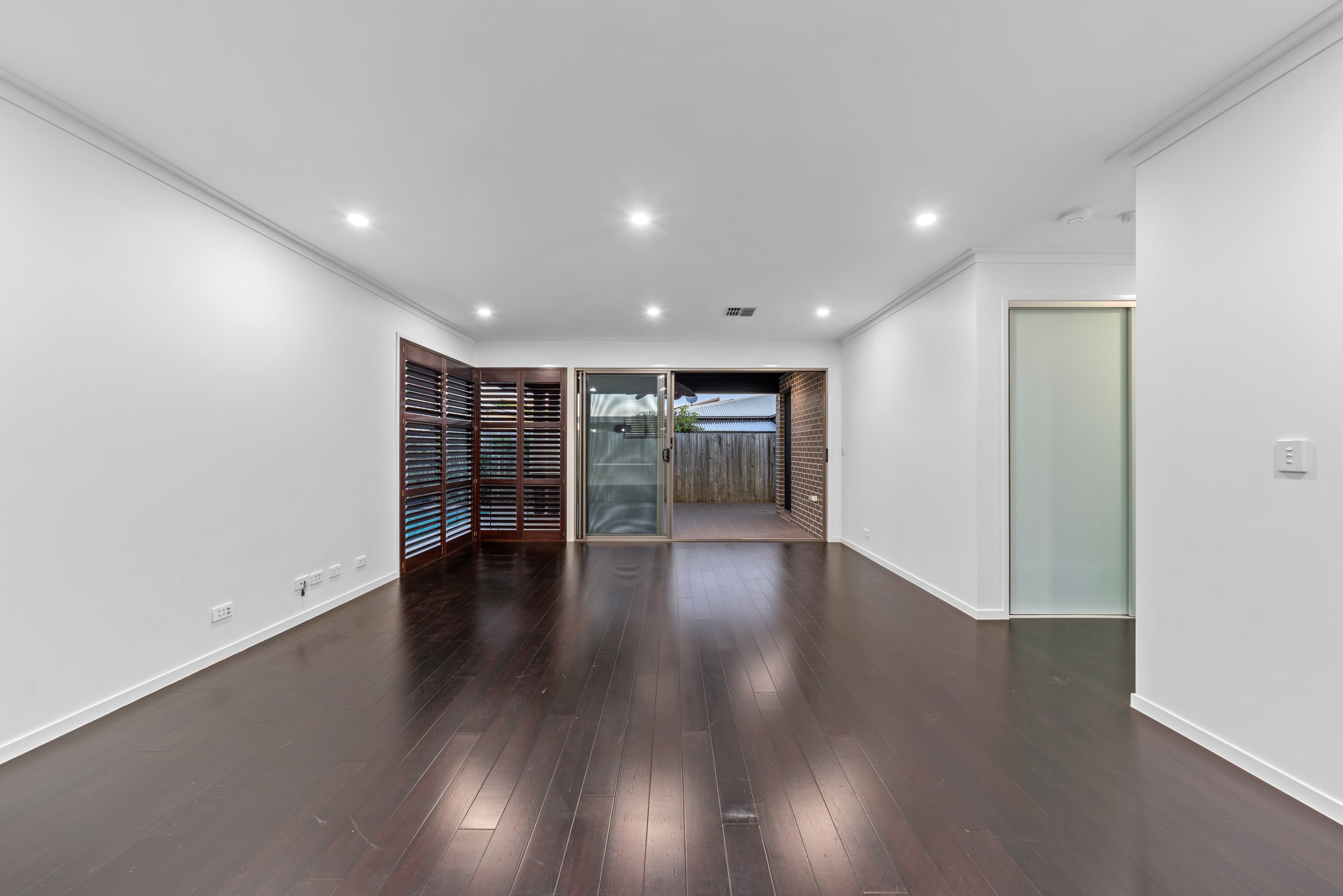 19 Maree Place, Redland Bay, Redland Bay - Thumbnail 7