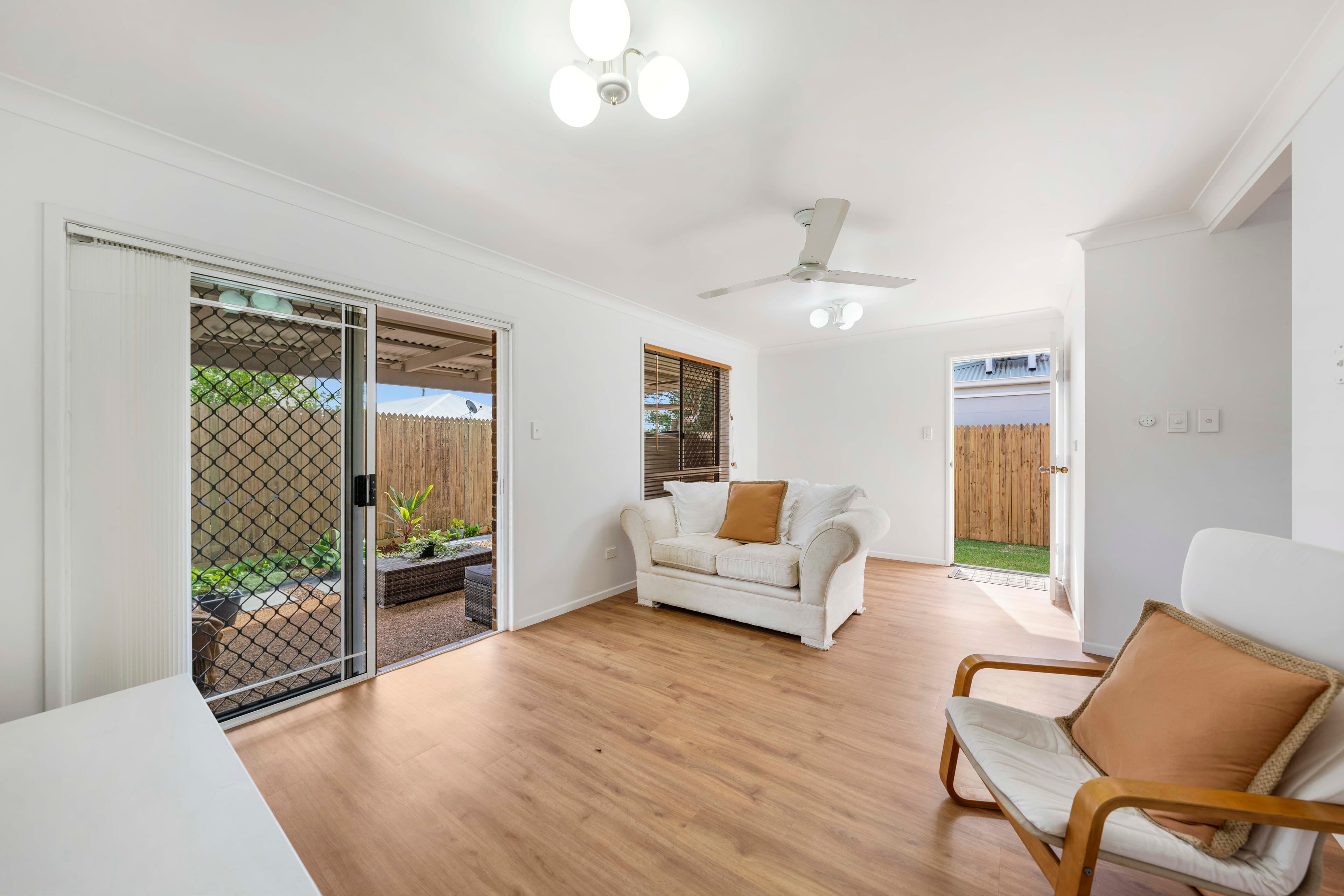 4/15 Burnett Street, Wellington Point, Wellington Point - Image 1