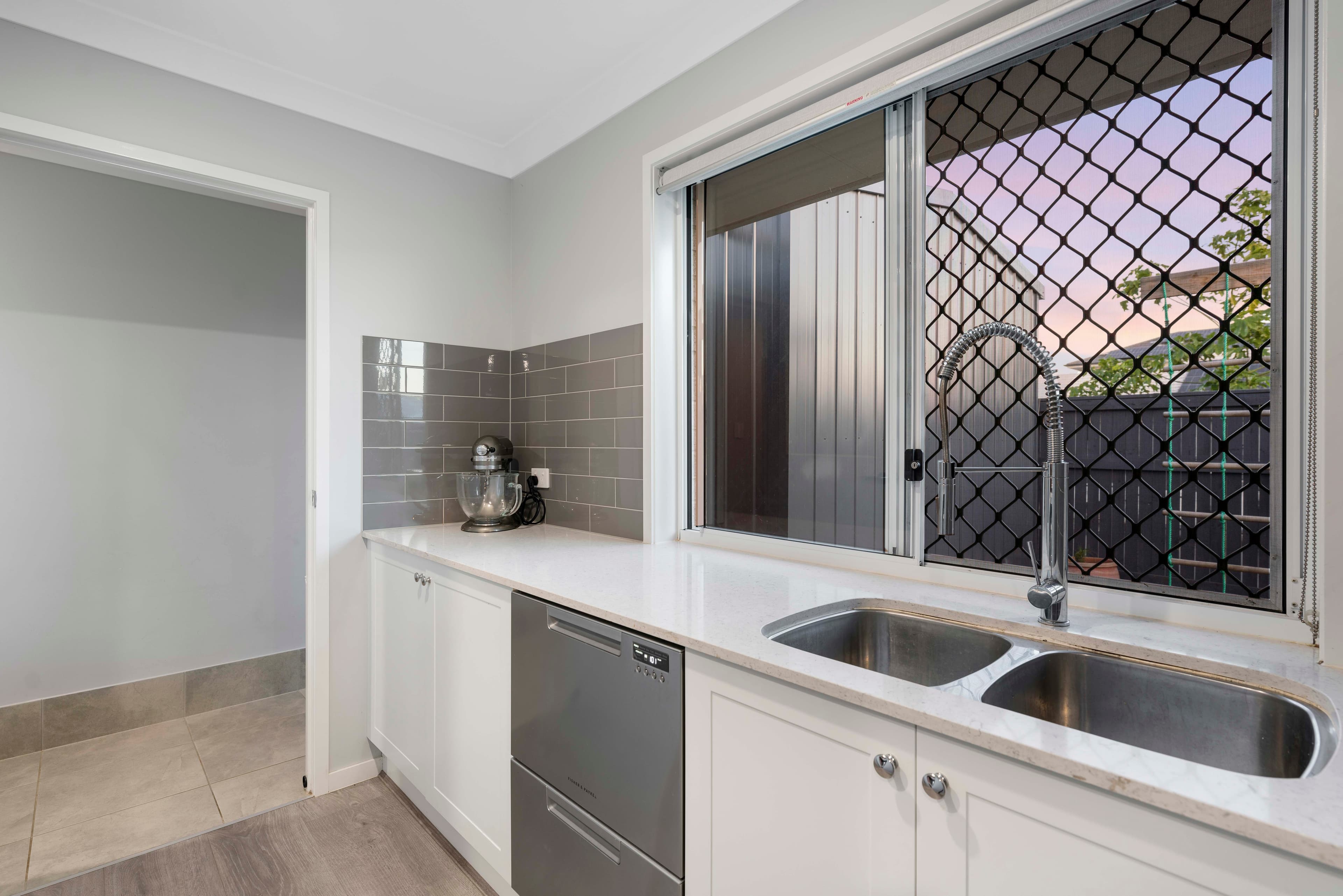 61 Kingsdale Avenue, Thornlands, Thornlands - Thumbnail 6