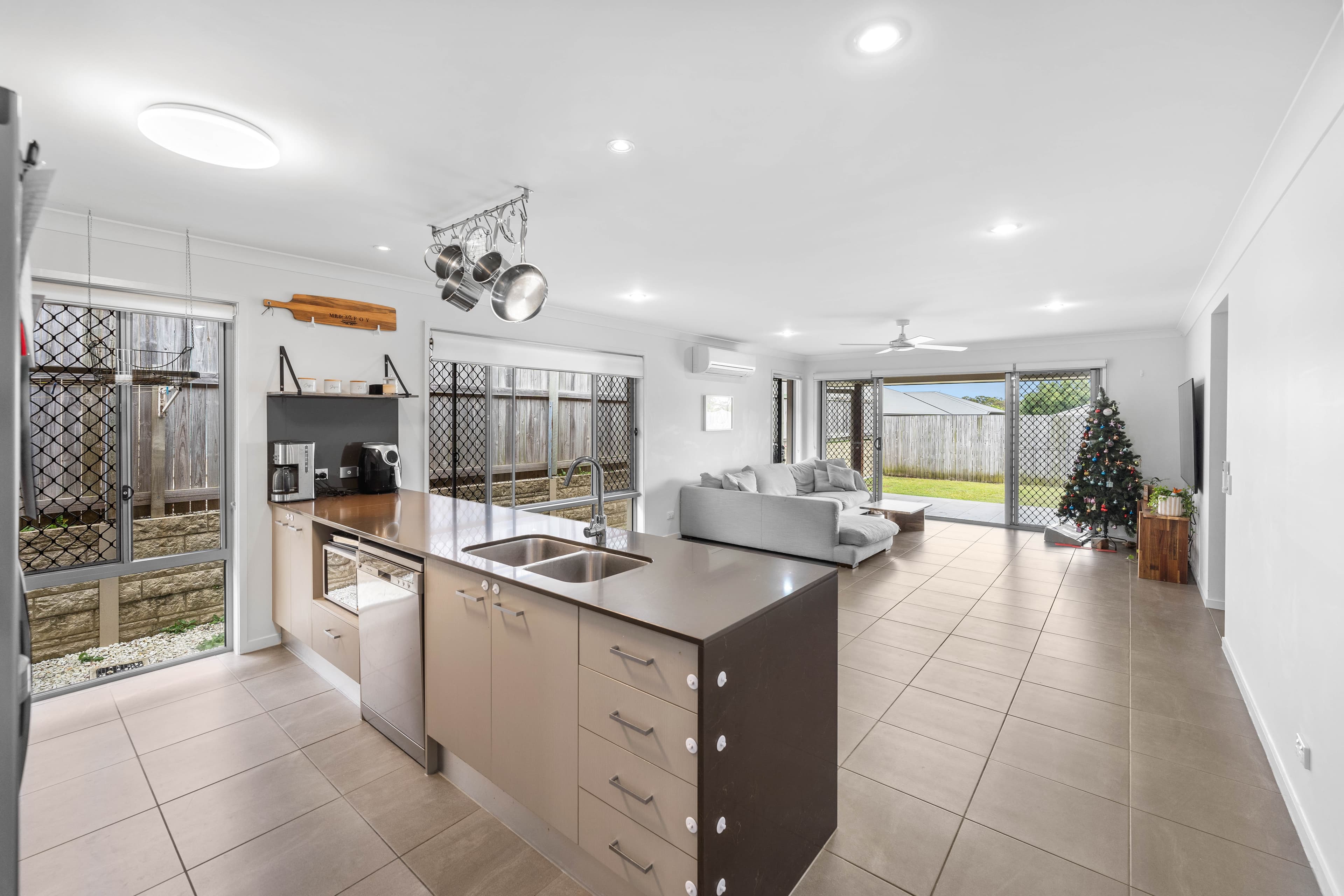 5 Westaway Court, Thornlands, Thornlands - Thumbnail 3