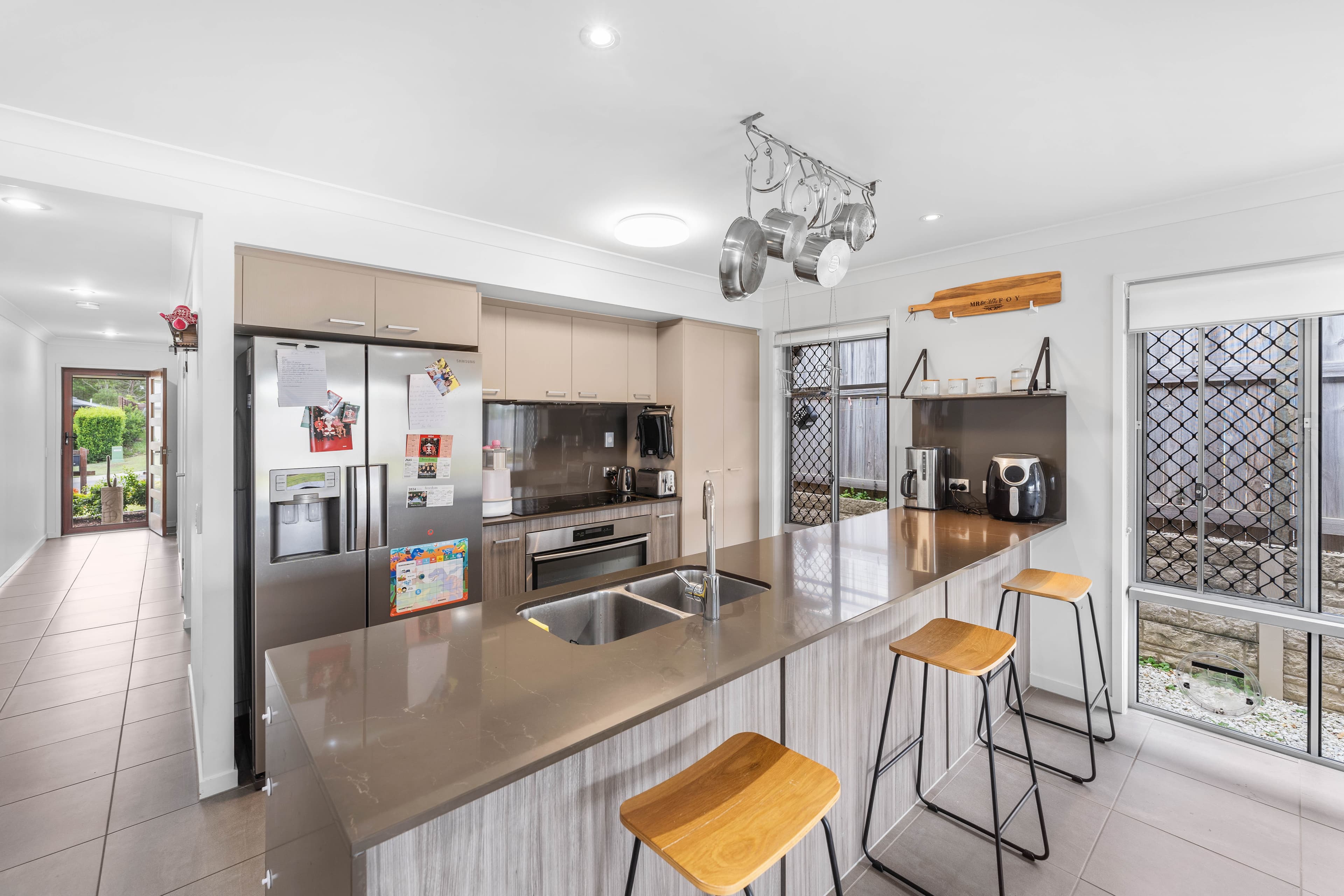 5 Westaway Court, Thornlands, Thornlands - Thumbnail 2