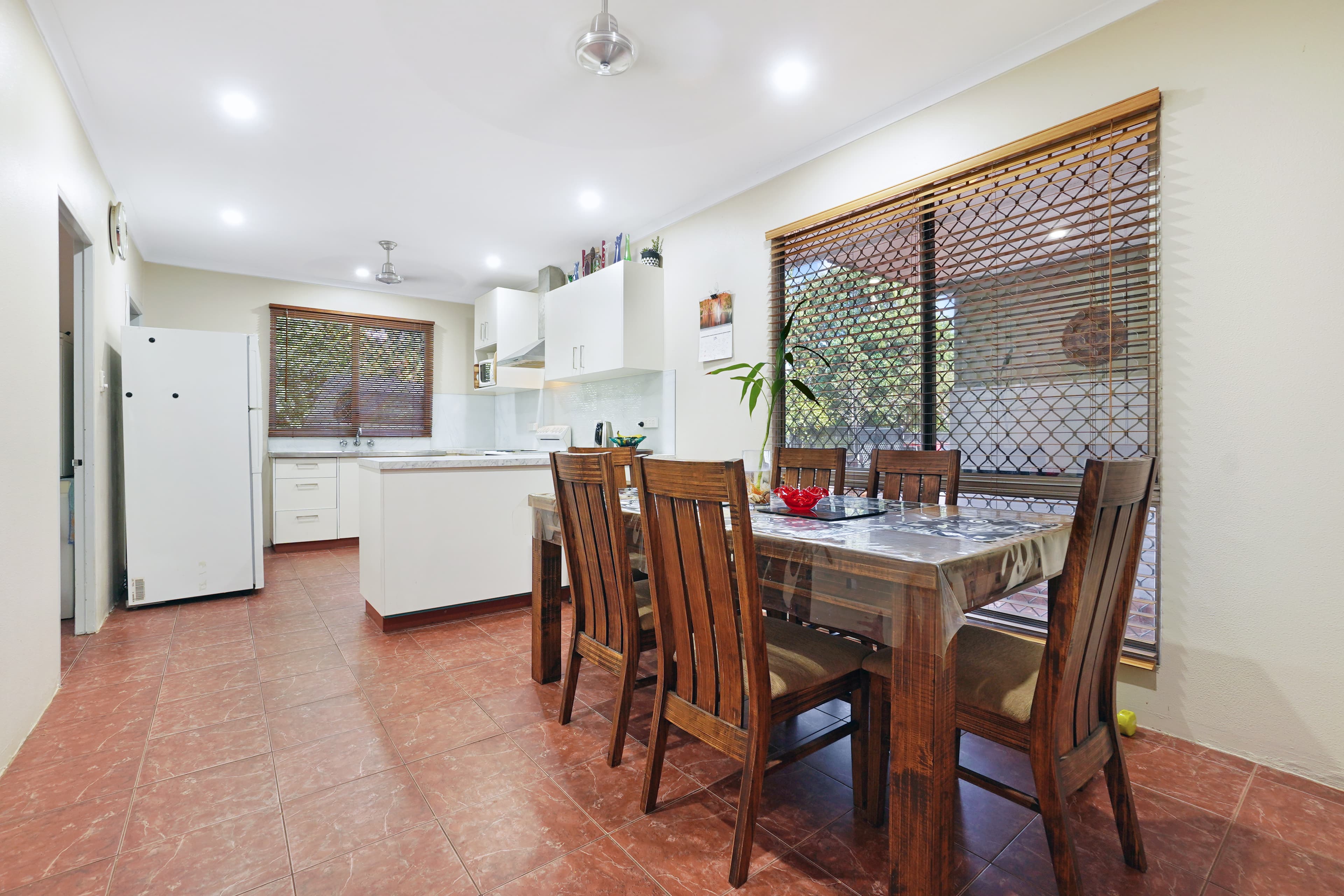 57 Victoria Drive, Gray, Gray - Thumbnail 4