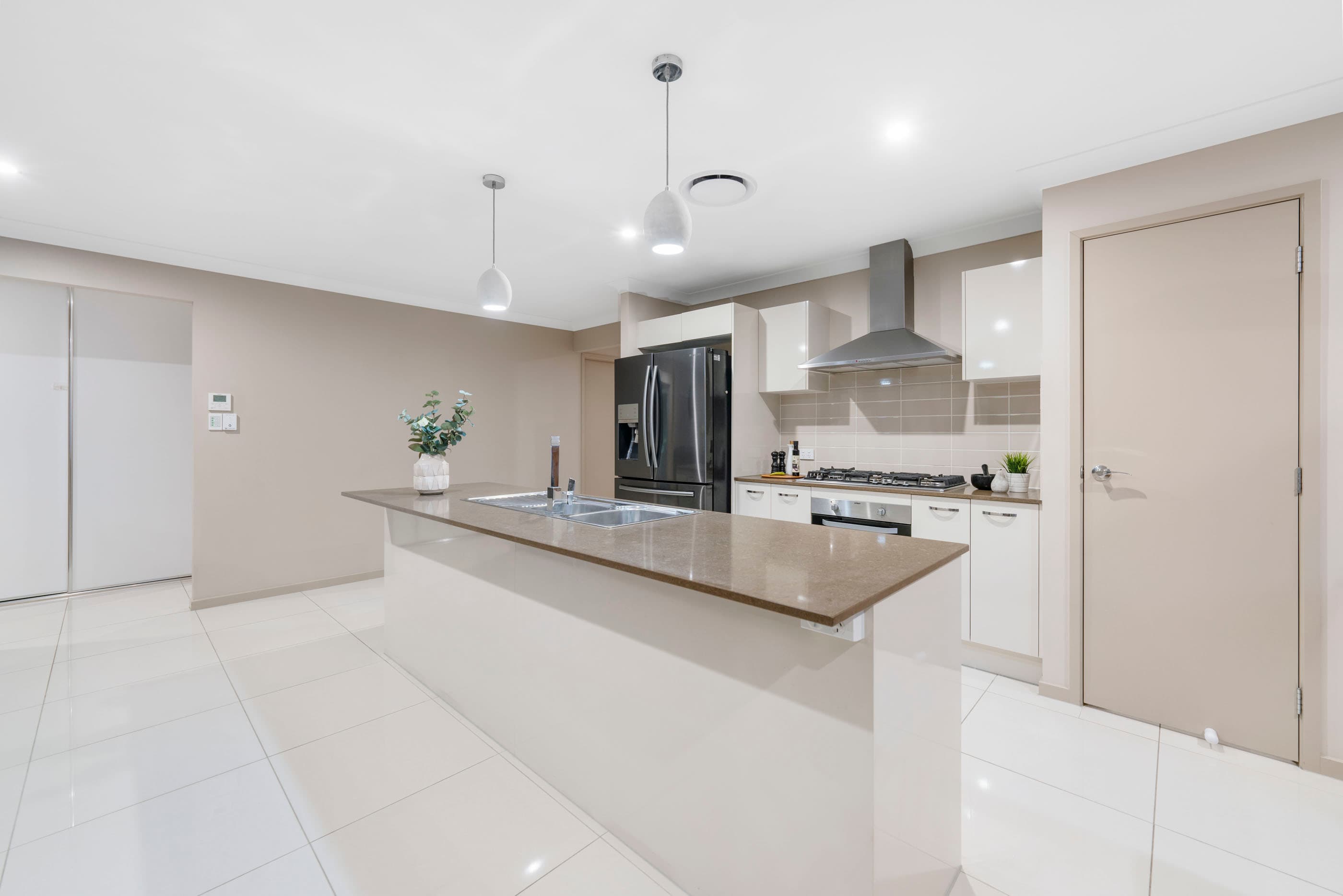 4 Beasley Drive, Redland Bay, Redland Bay - Thumbnail 5