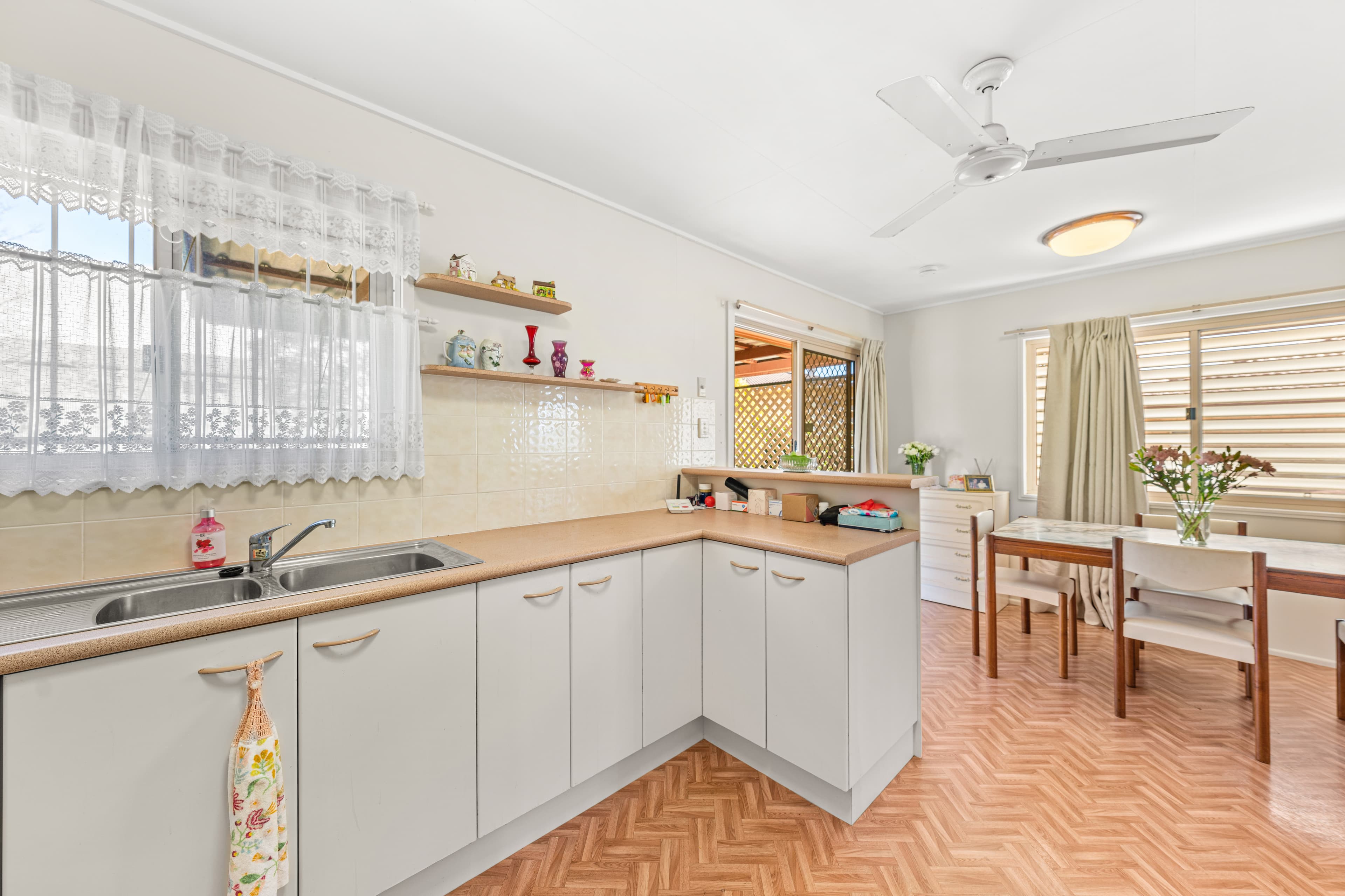 28 Trident Street, Mansfield, Mansfield - Thumbnail 7