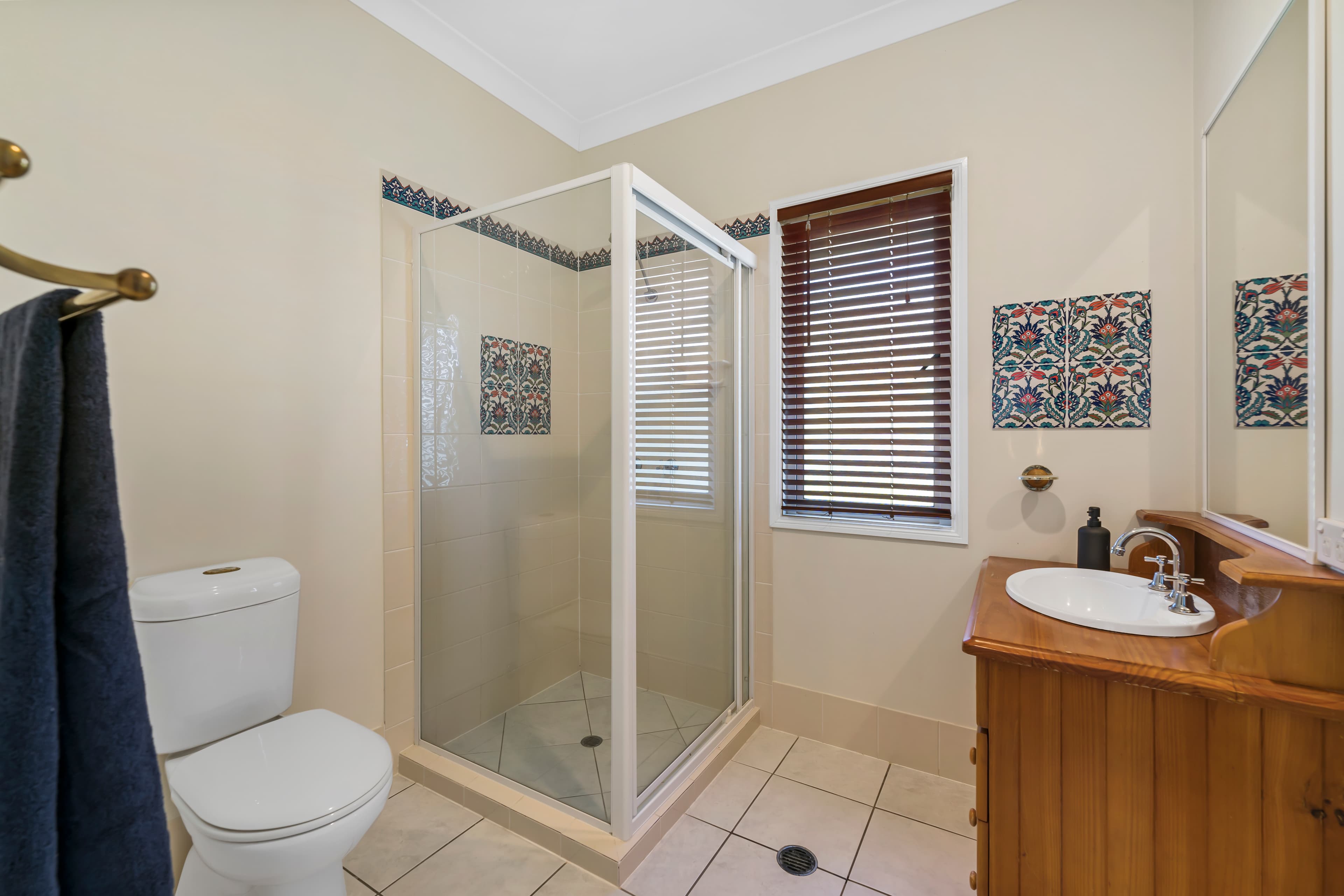 31 Selina Street, Wynnum, Wynnum - Thumbnail 8