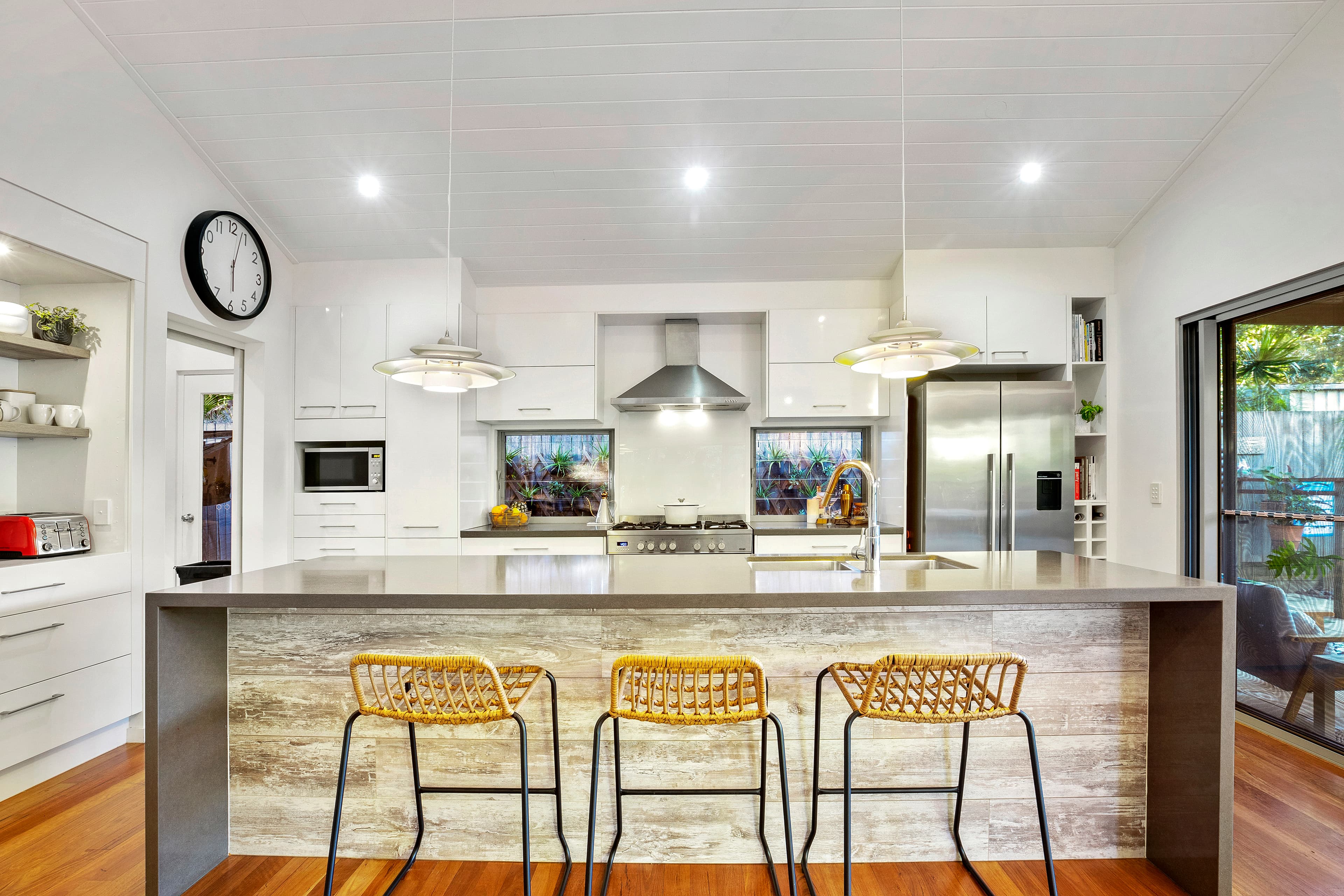 2 Columbus Court, Sunrise Beach, Sunrise Beach - Thumbnail 4