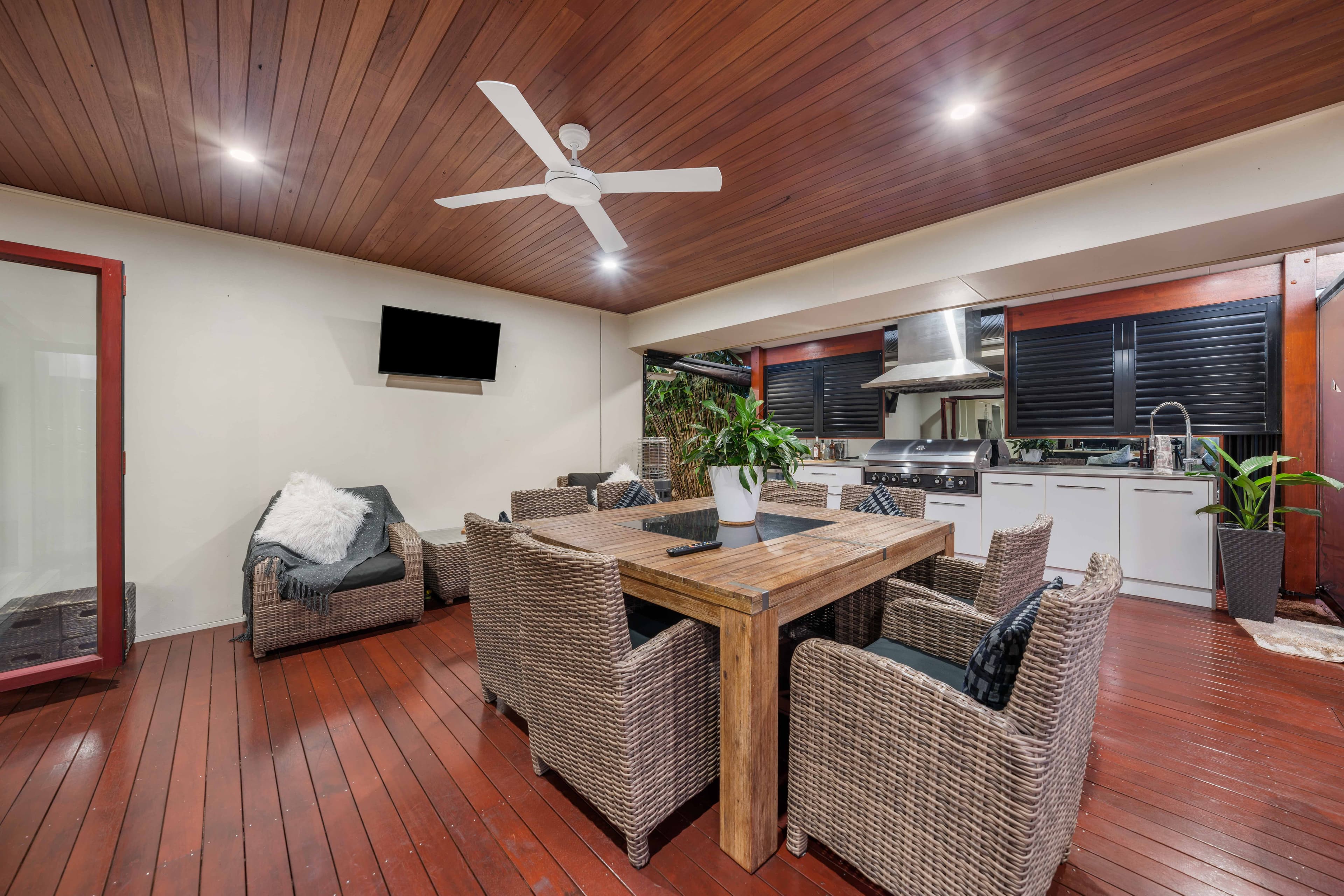 33 Cypress Street, Redland Bay, Redland Bay - Thumbnail 7