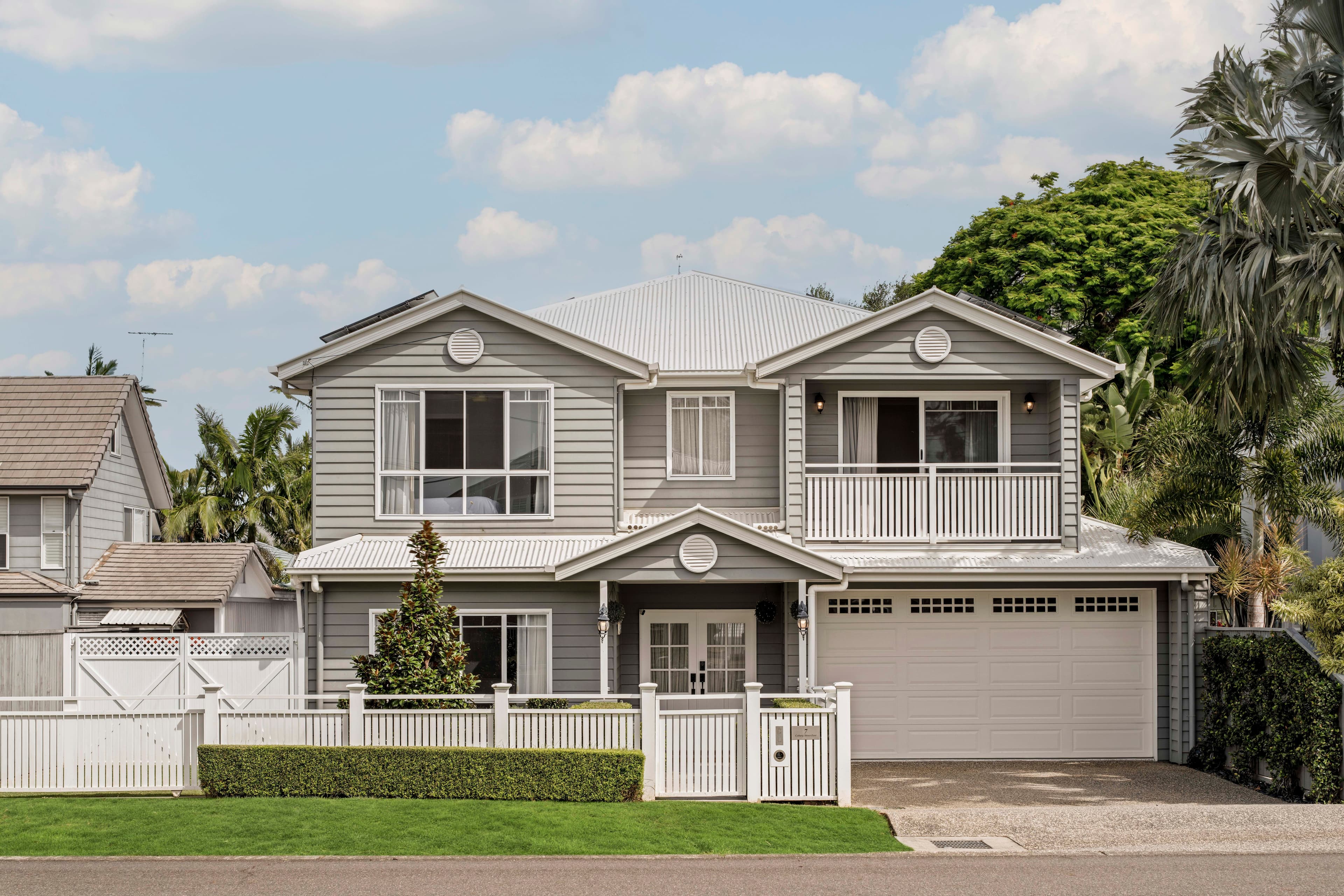 7 Coburg Street East, Cleveland, Cleveland - Image 1