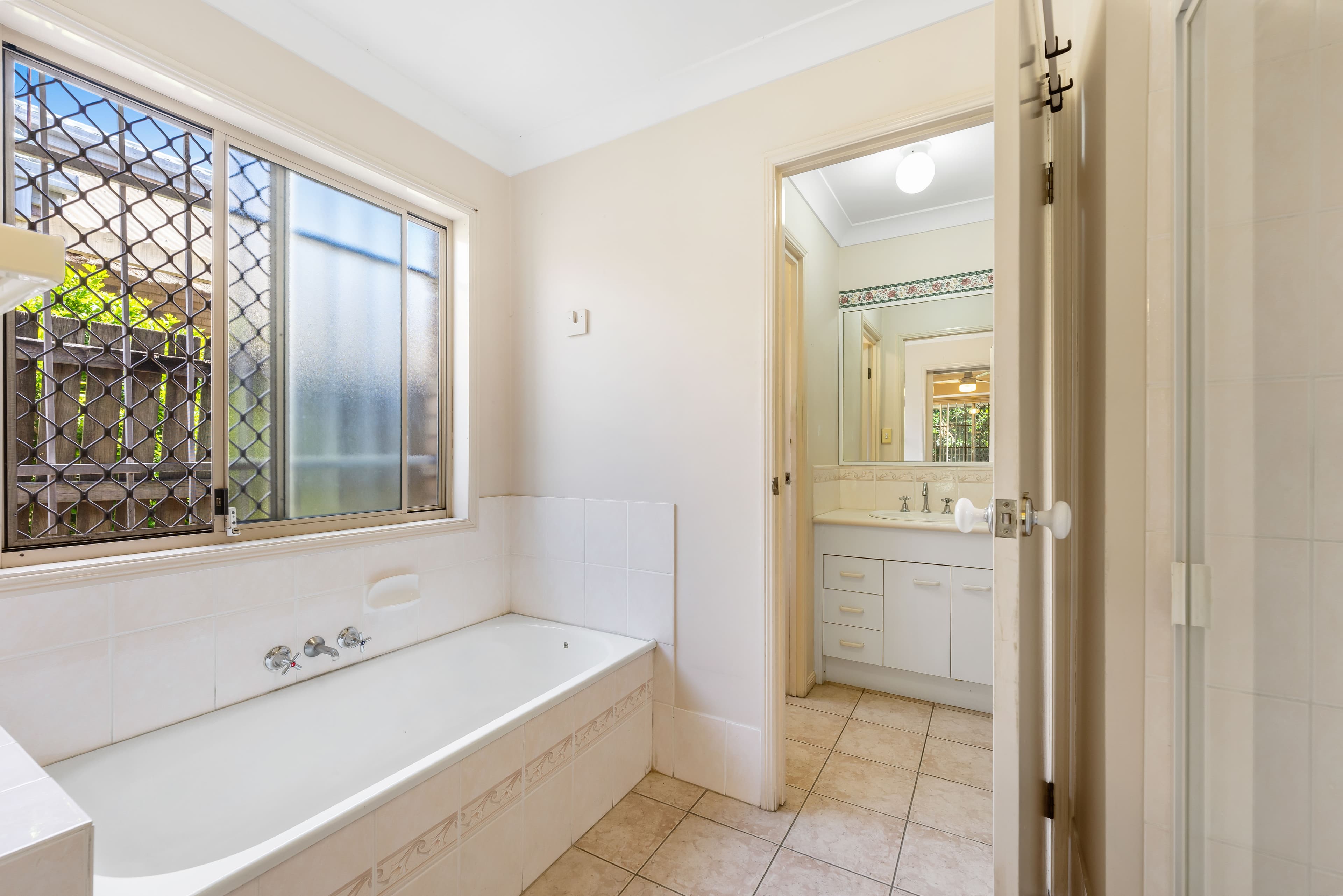 5 Clematis Court, Runcorn, Runcorn - Thumbnail 7