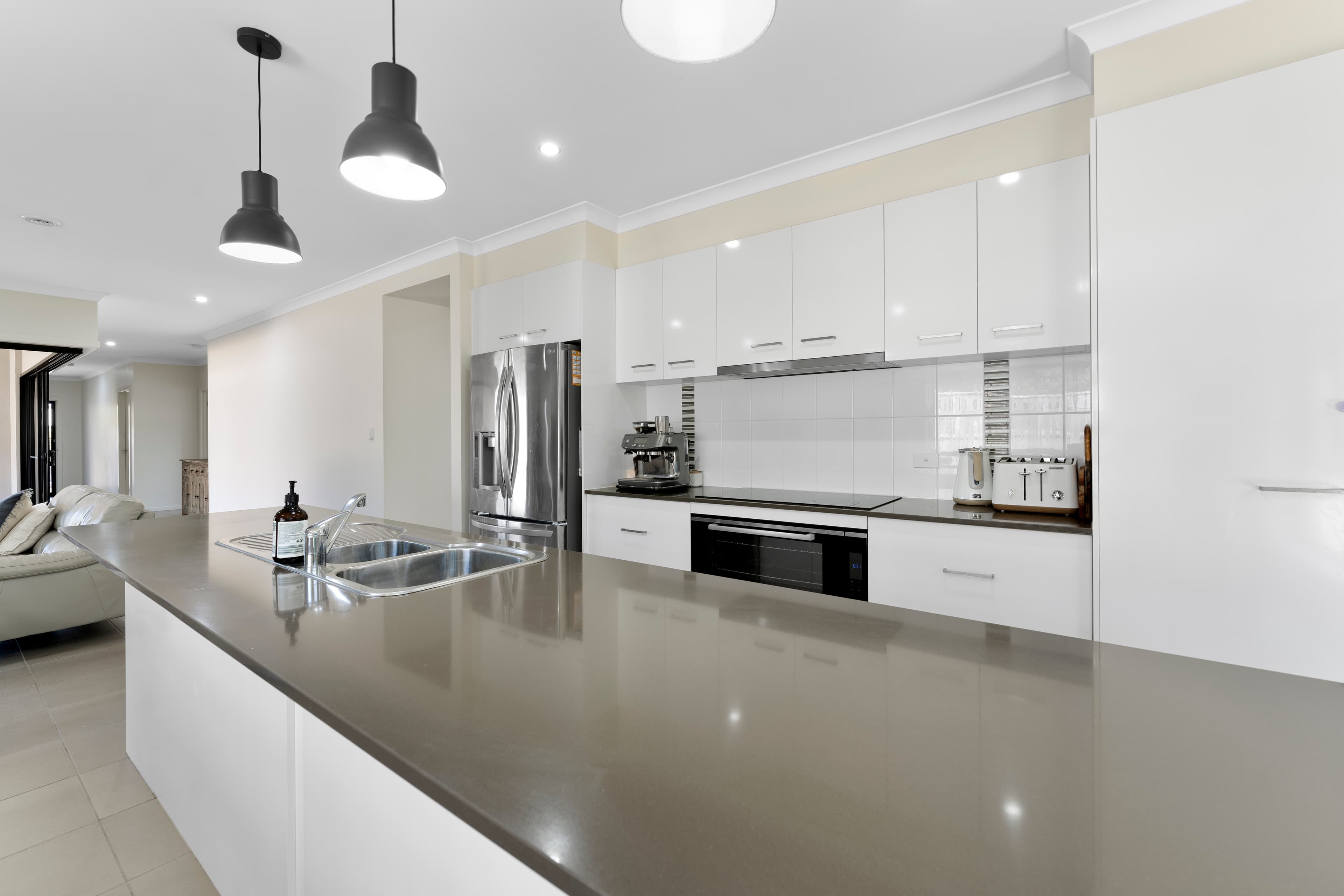 21 Girraween Crescent, Capalaba, Capalaba - Thumbnail 3