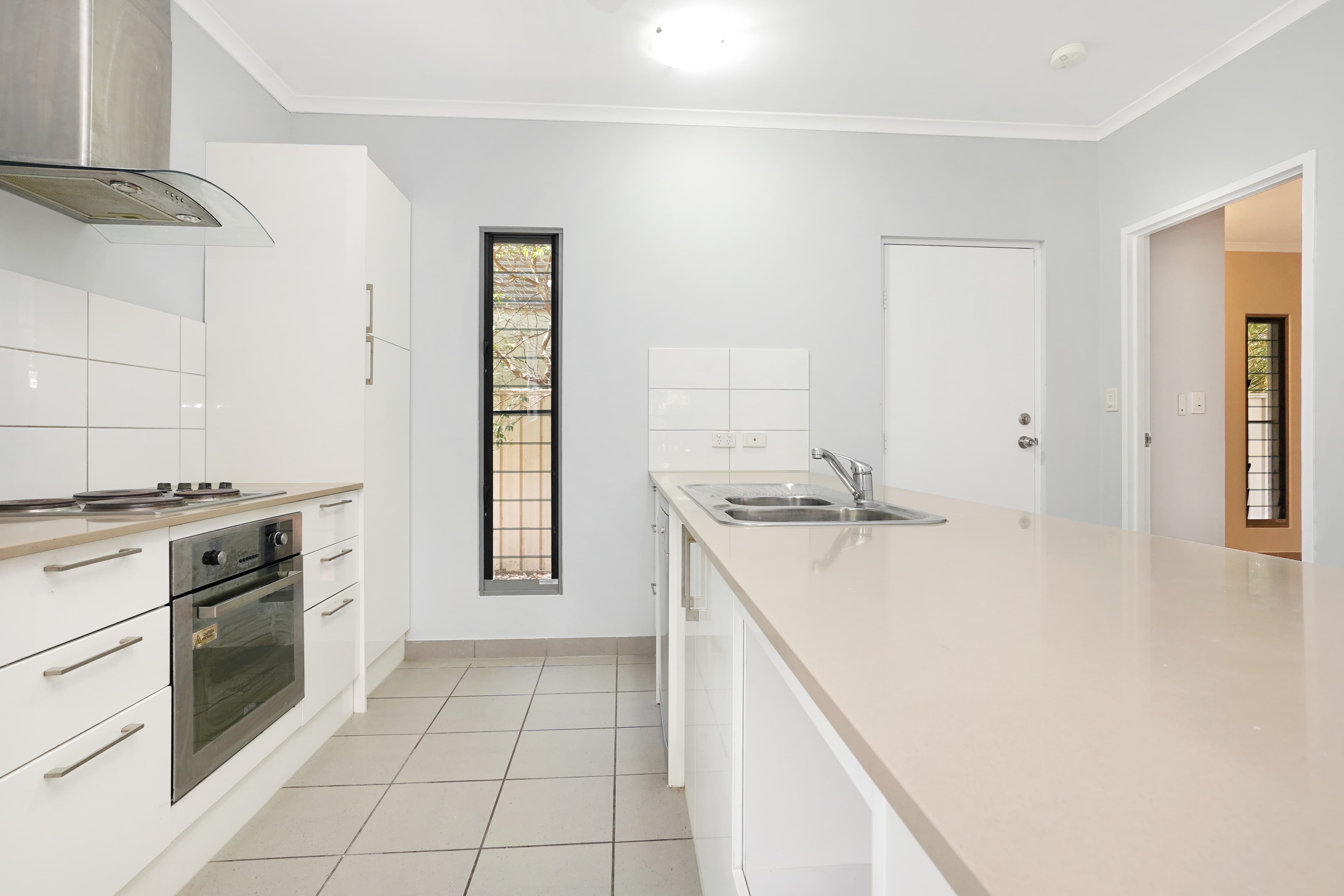 4/10 Damascene Crescent, Bellamack, Bellamack - Thumbnail 4