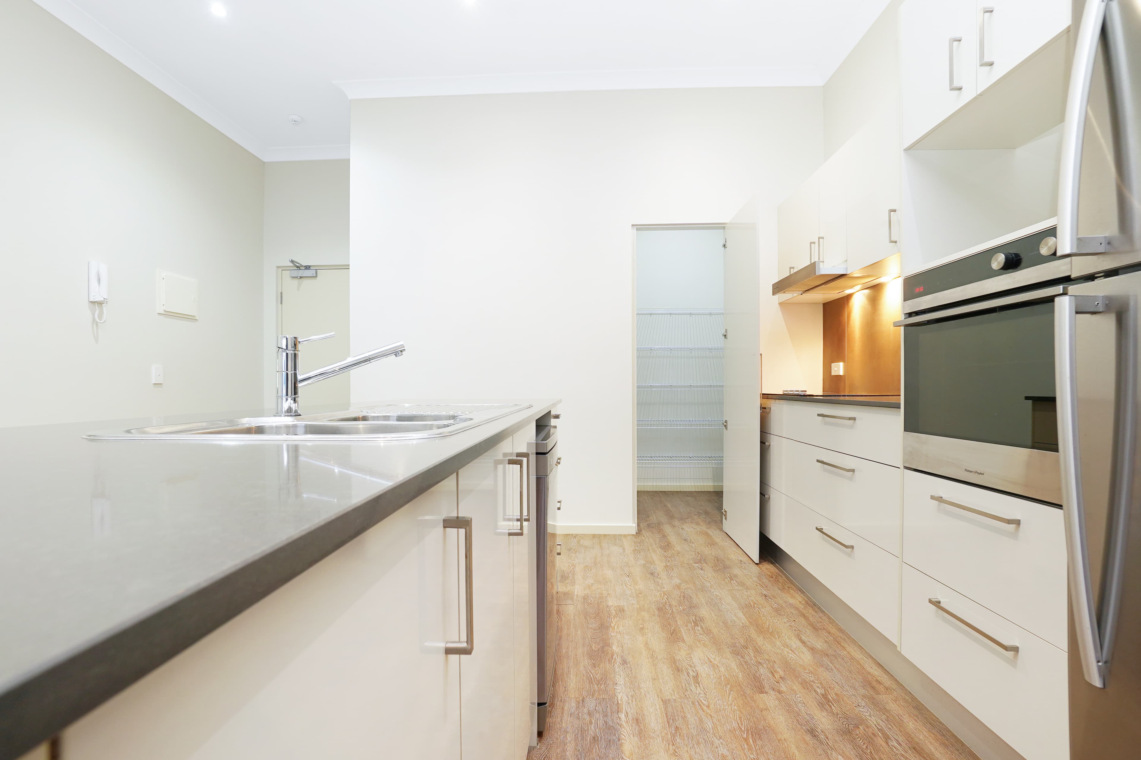 231/127 Flynn Circuit, Bellamack, Bellamack - Thumbnail 3