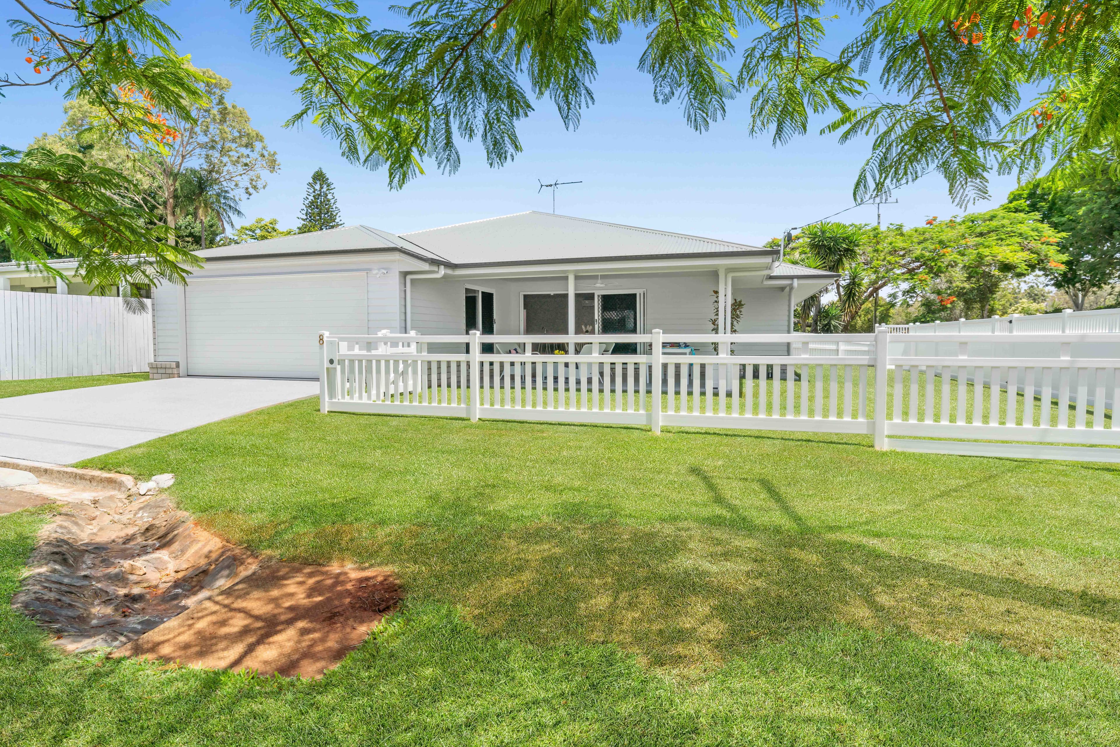 8 Myer Street, Redland Bay, Redland Bay - Thumbnail 3