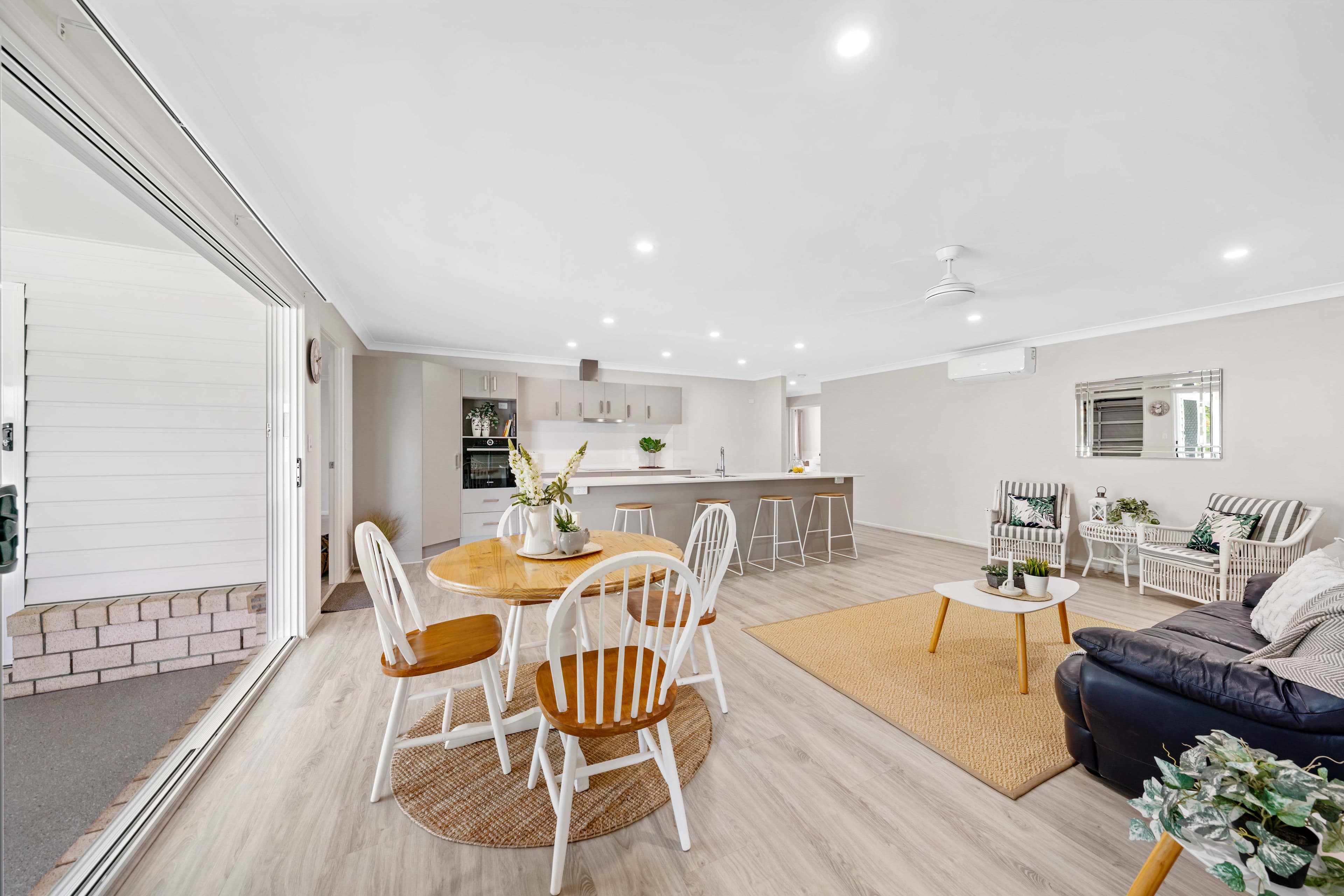 8 Myer Street, Redland Bay, Redland Bay - Thumbnail 8