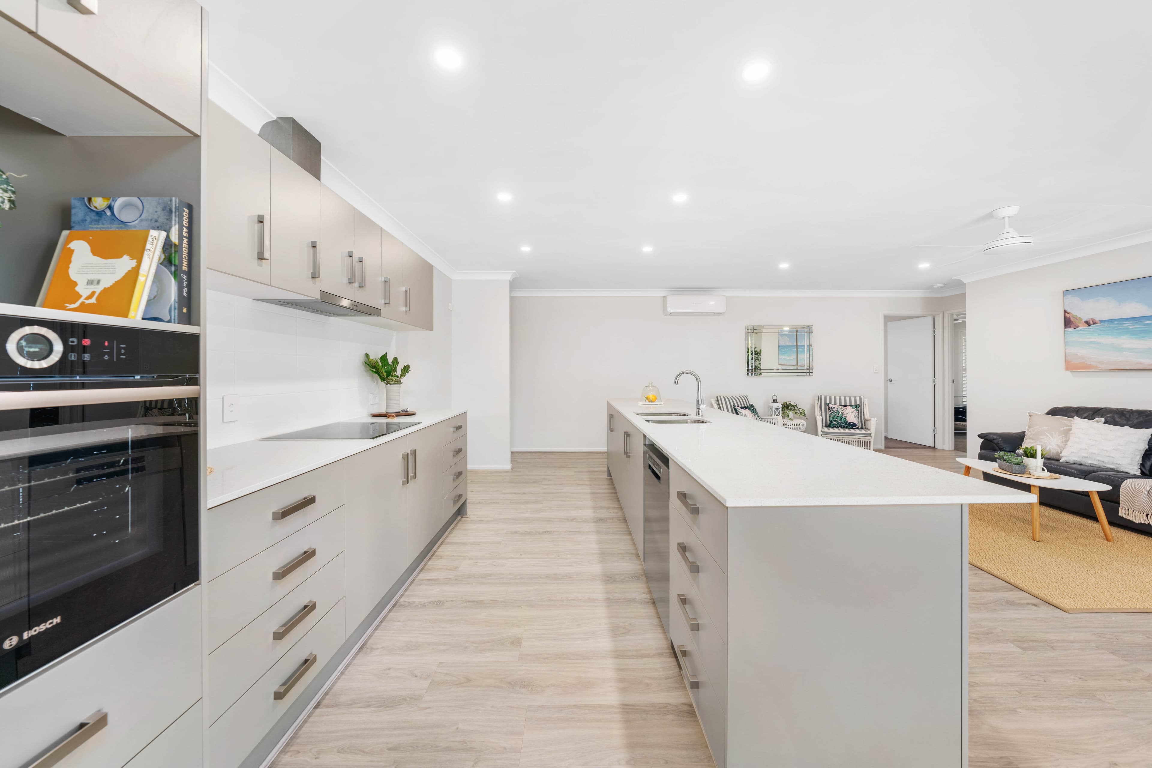 8 Myer Street, Redland Bay, Redland Bay - Thumbnail 7