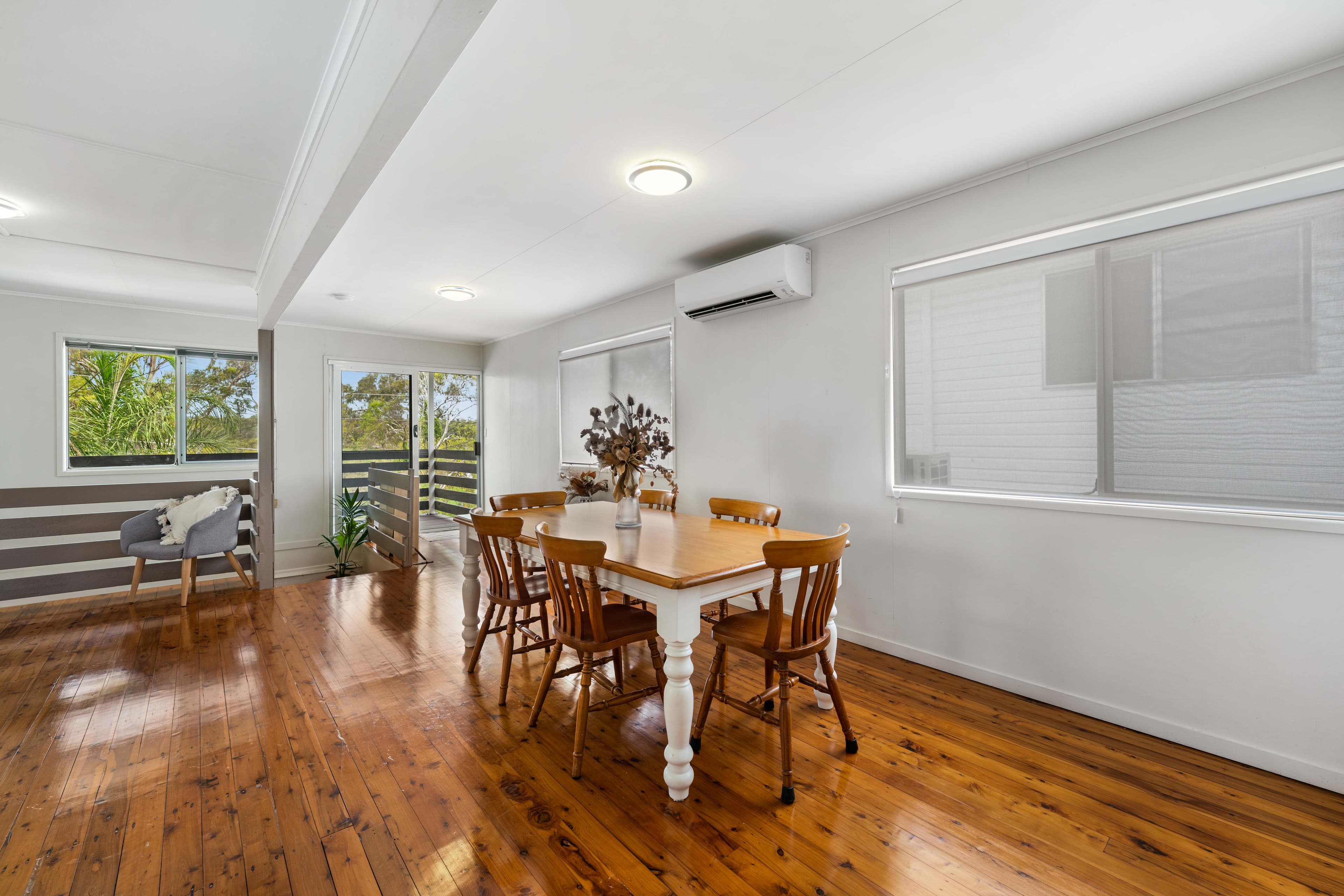 327 Whites Road, Lota, Lota - Thumbnail 3