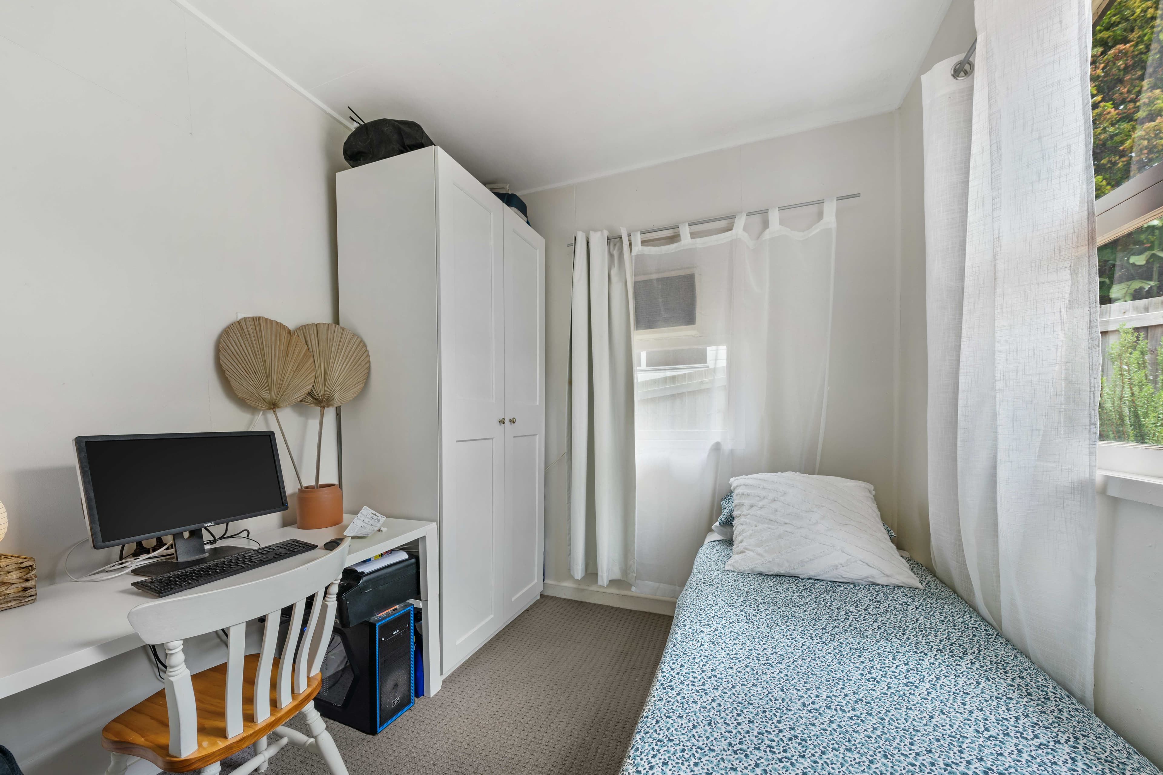 327 Whites Road, Lota, Lota - Thumbnail 8
