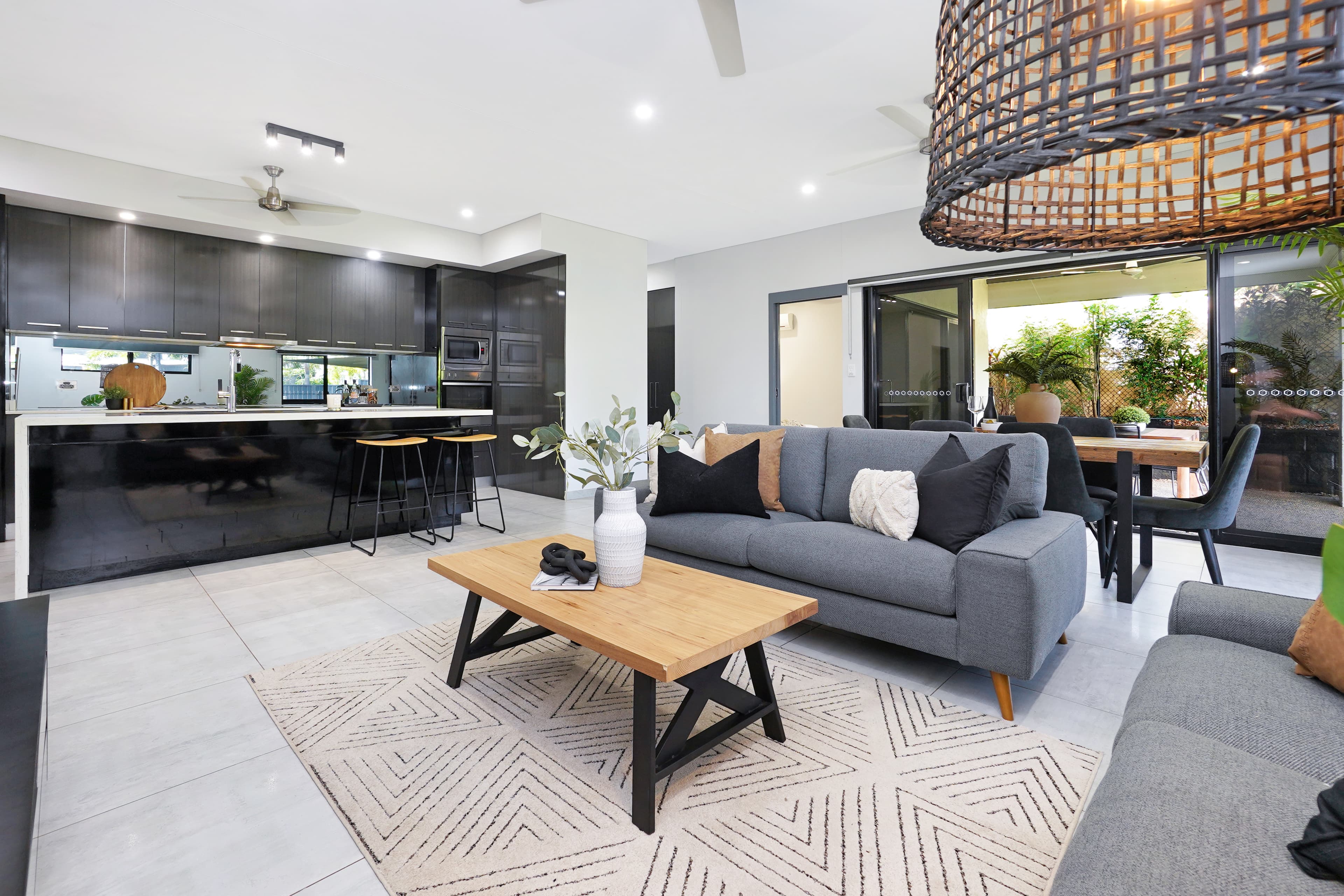 12 Knox Court, Zuccoli, Zuccoli - Thumbnail 4
