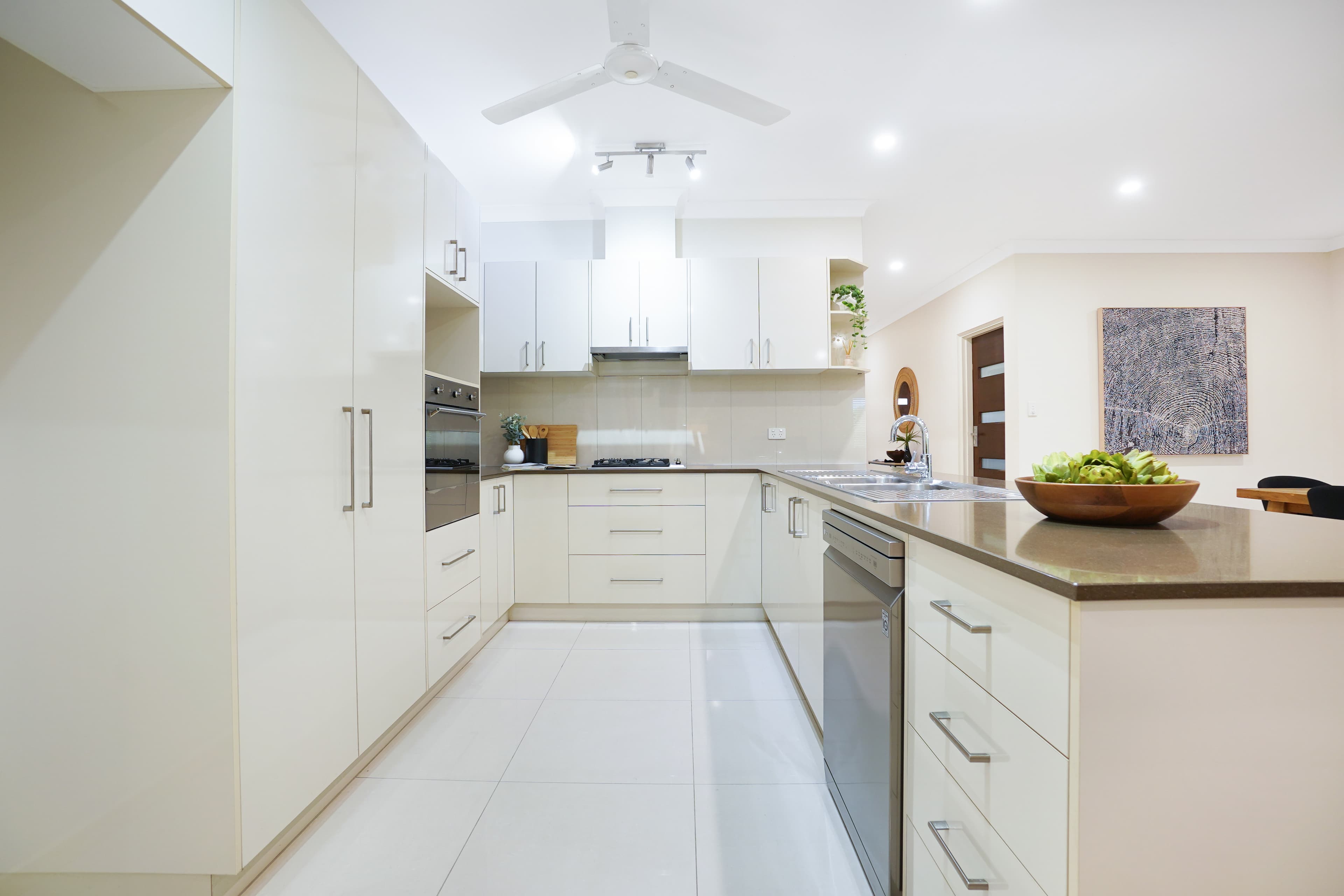 30 Stearman Court, Zuccoli, Zuccoli - Thumbnail 4