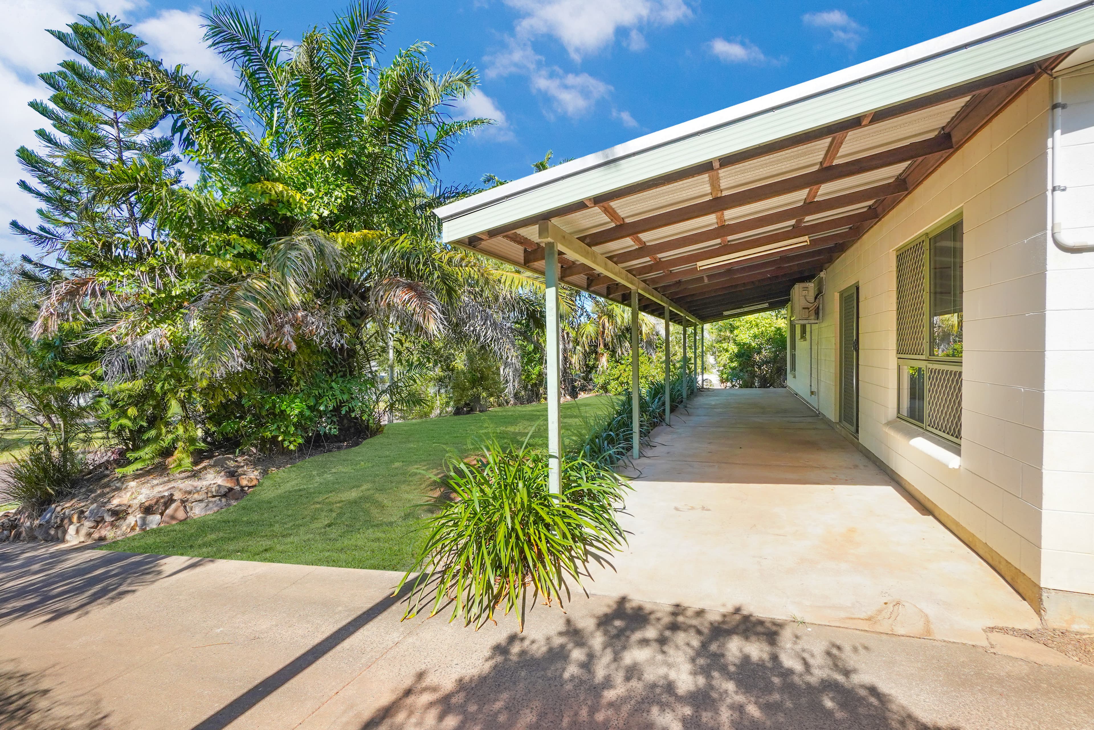51 Shearwater Drive, Bakewell, Bakewell - Thumbnail 2