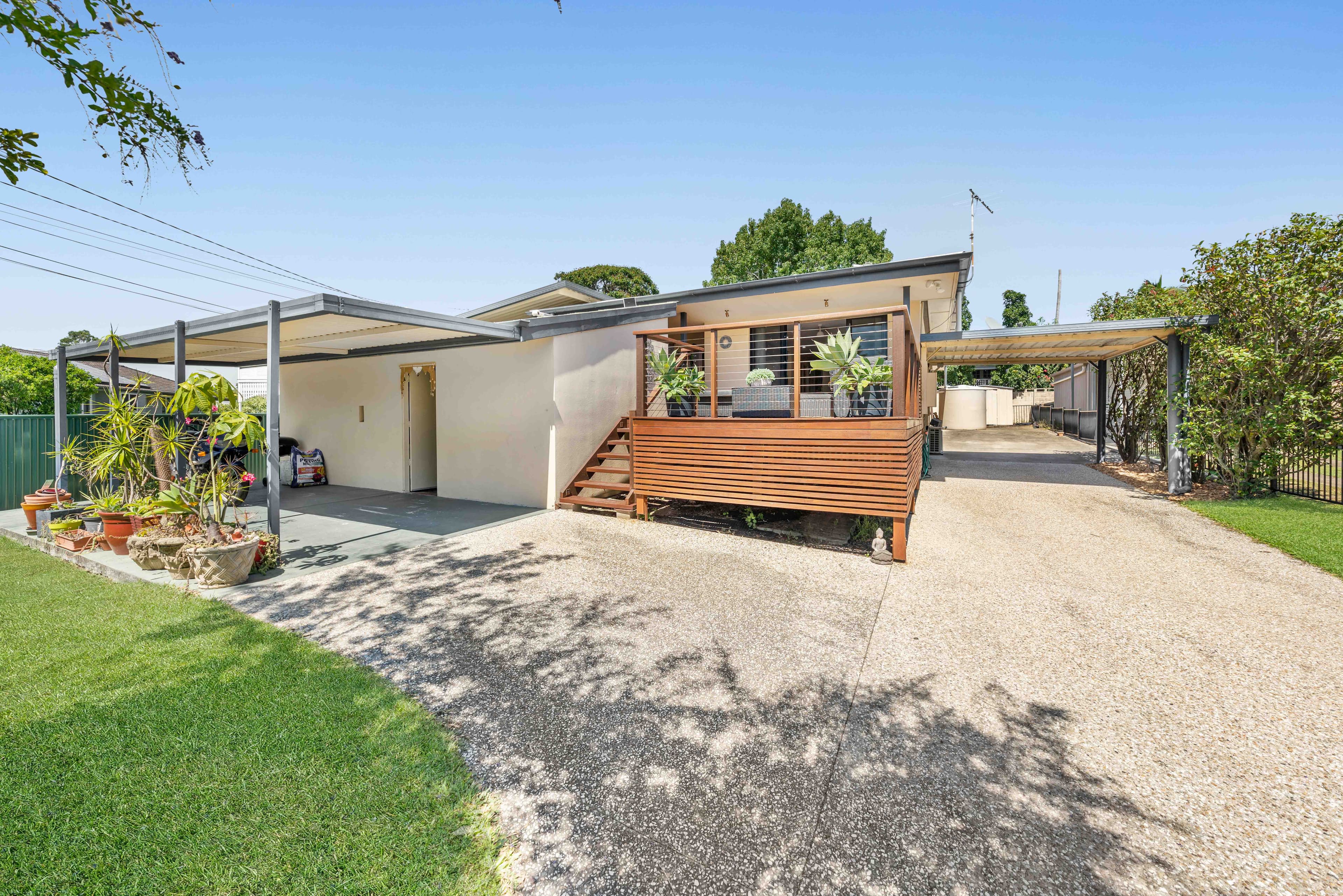 11 Pavlu Street, Wynnum West, Wynnum West - Thumbnail 2