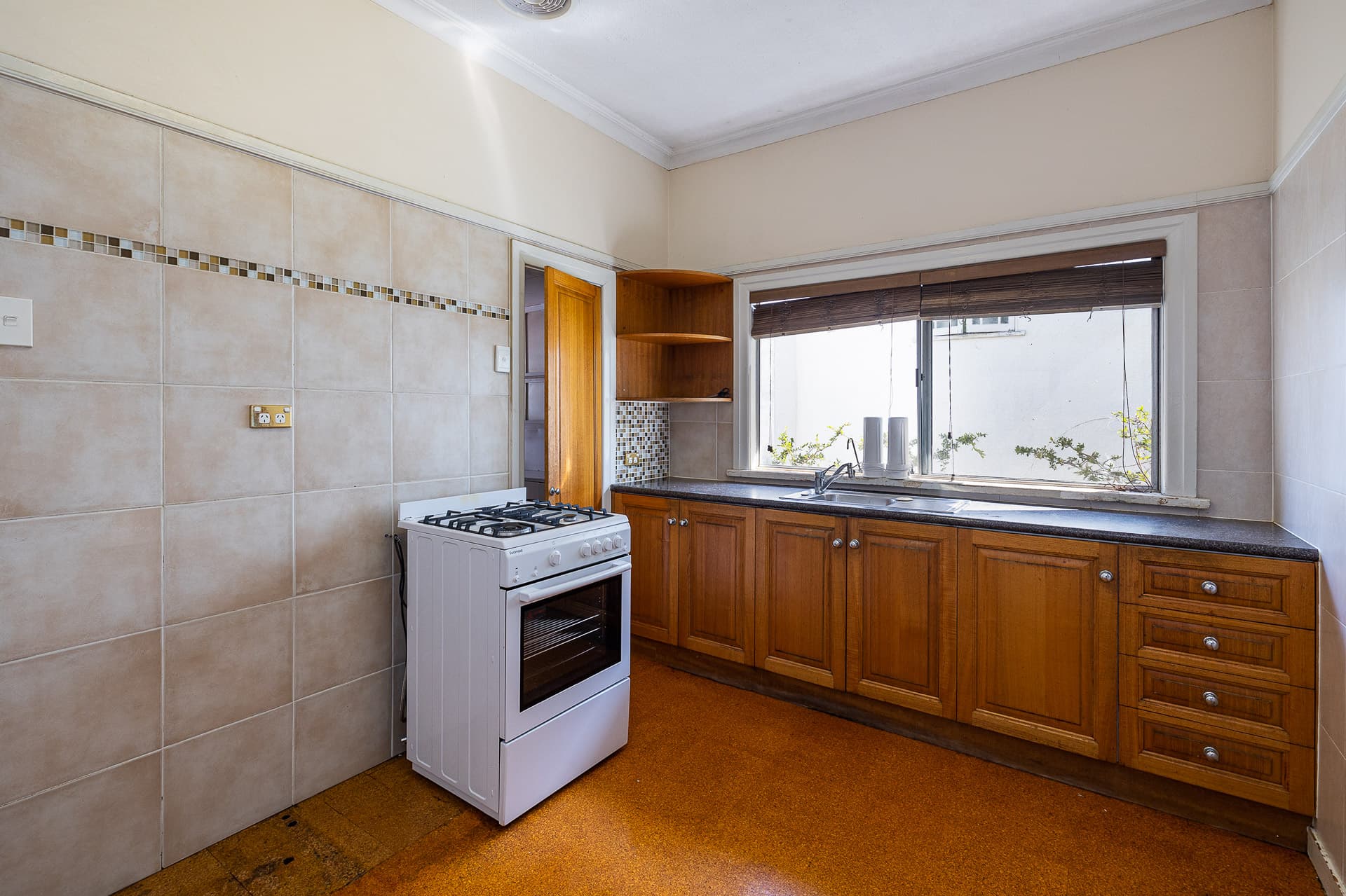 191 Old Cleveland Road, Coorparoo, Coorparoo - Thumbnail 5