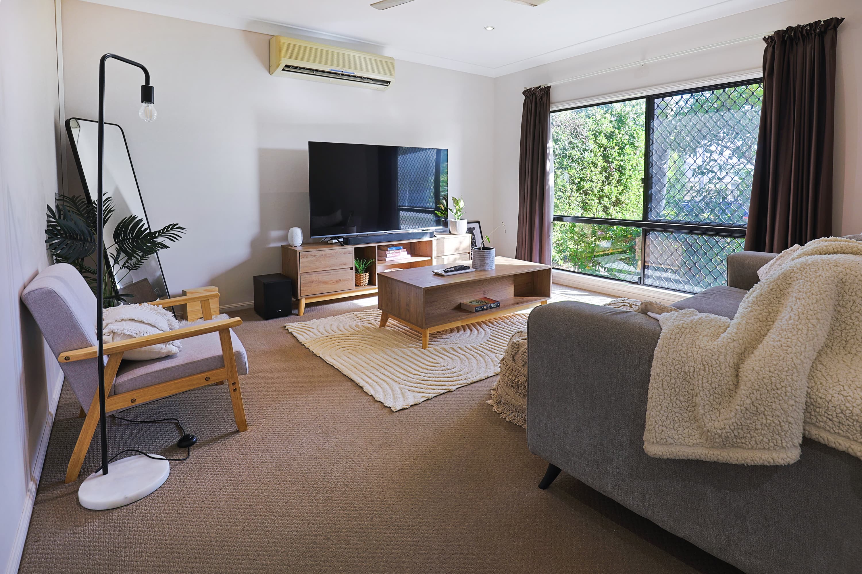 154 Daintree Drive, Bushland Beach, Bushland Beach - Thumbnail 4
