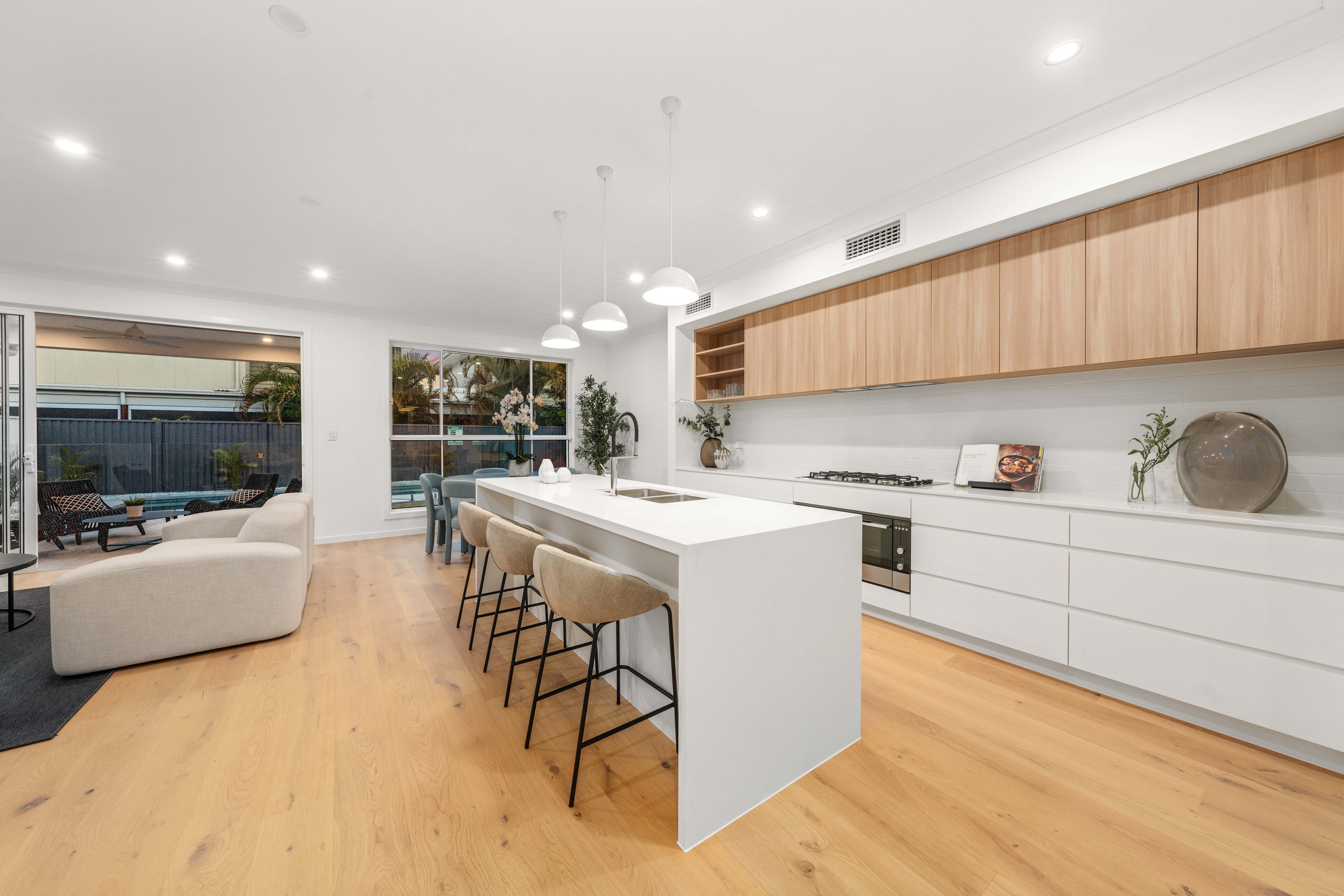 10 Ormiston Grove, Ormiston, Ormiston - Thumbnail 3