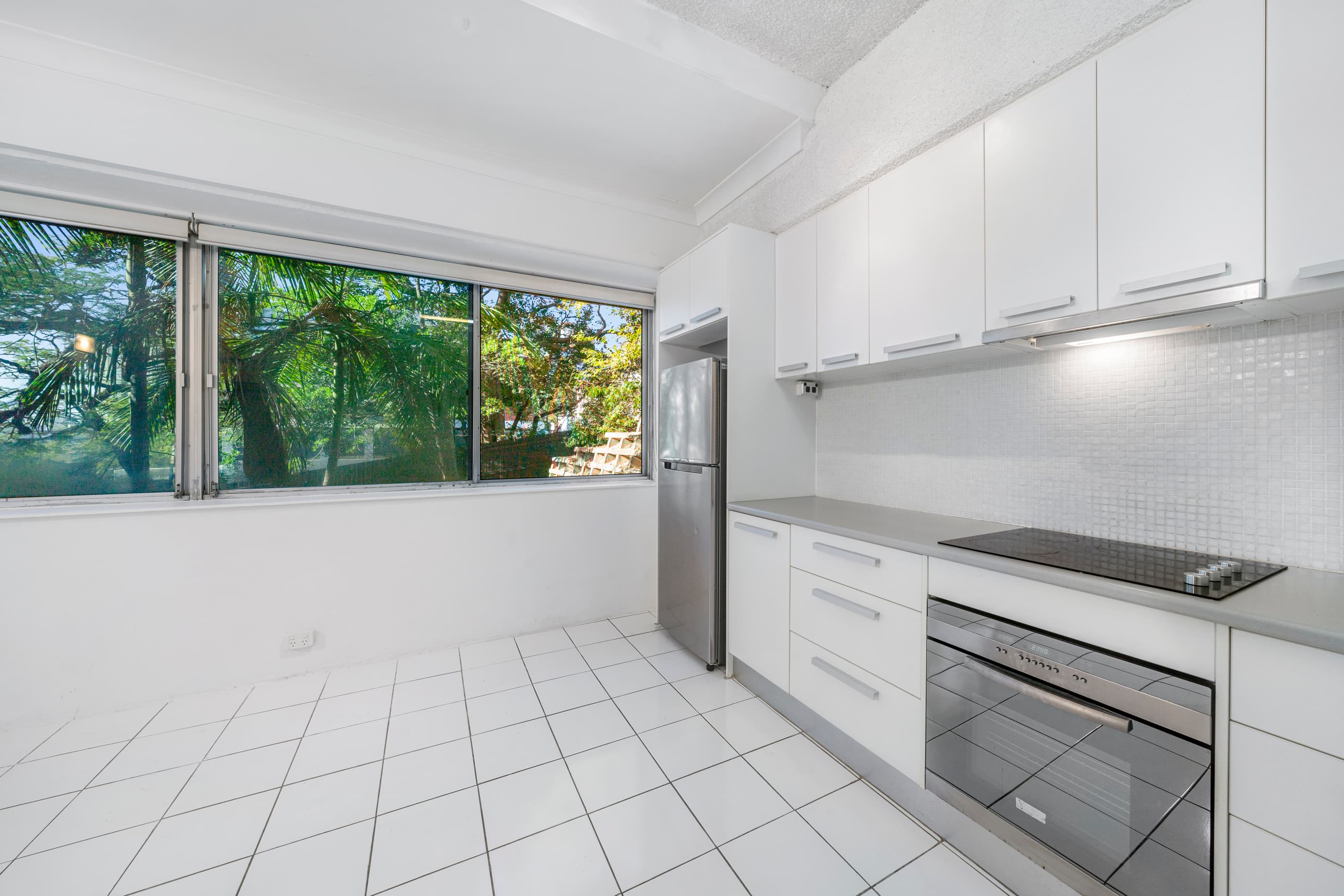 Unit 5/67 Saint Pauls Terrace, Spring Hill, Spring Hill - Thumbnail 4