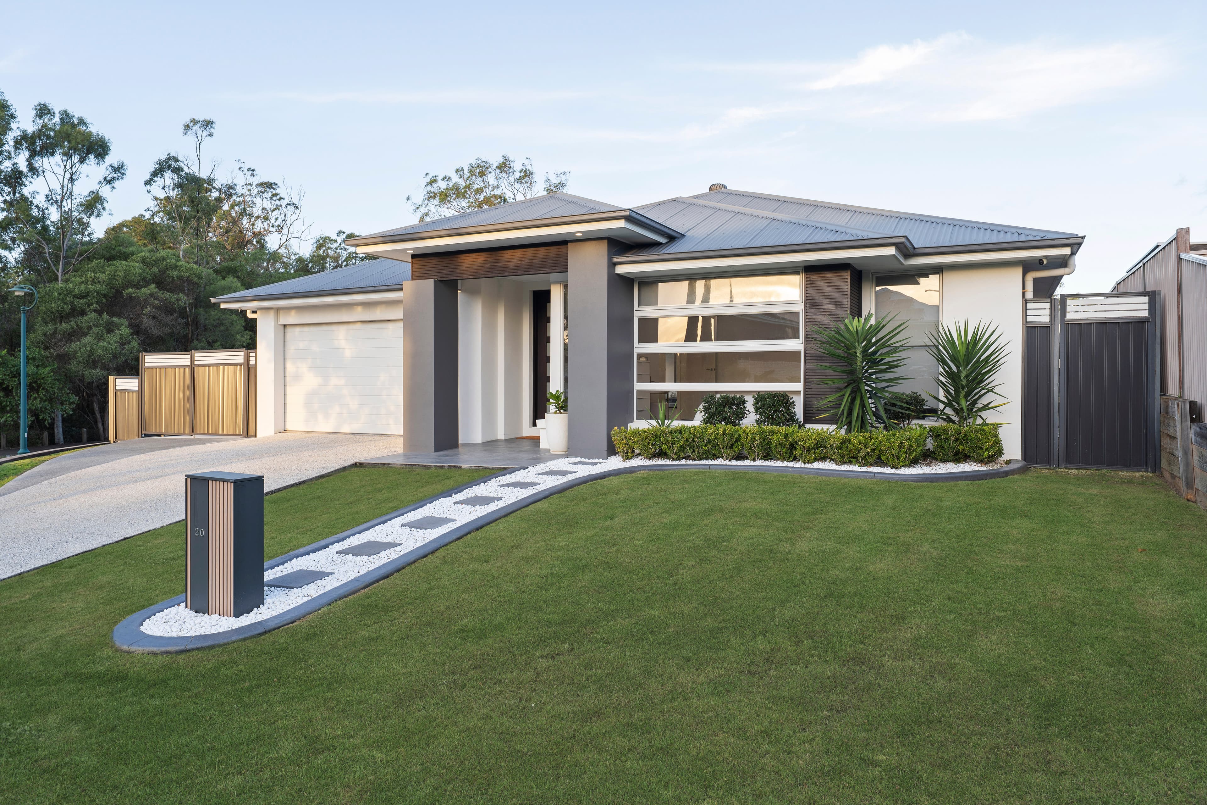 20 Vanstone Way, Redland Bay, Redland Bay - Image 1