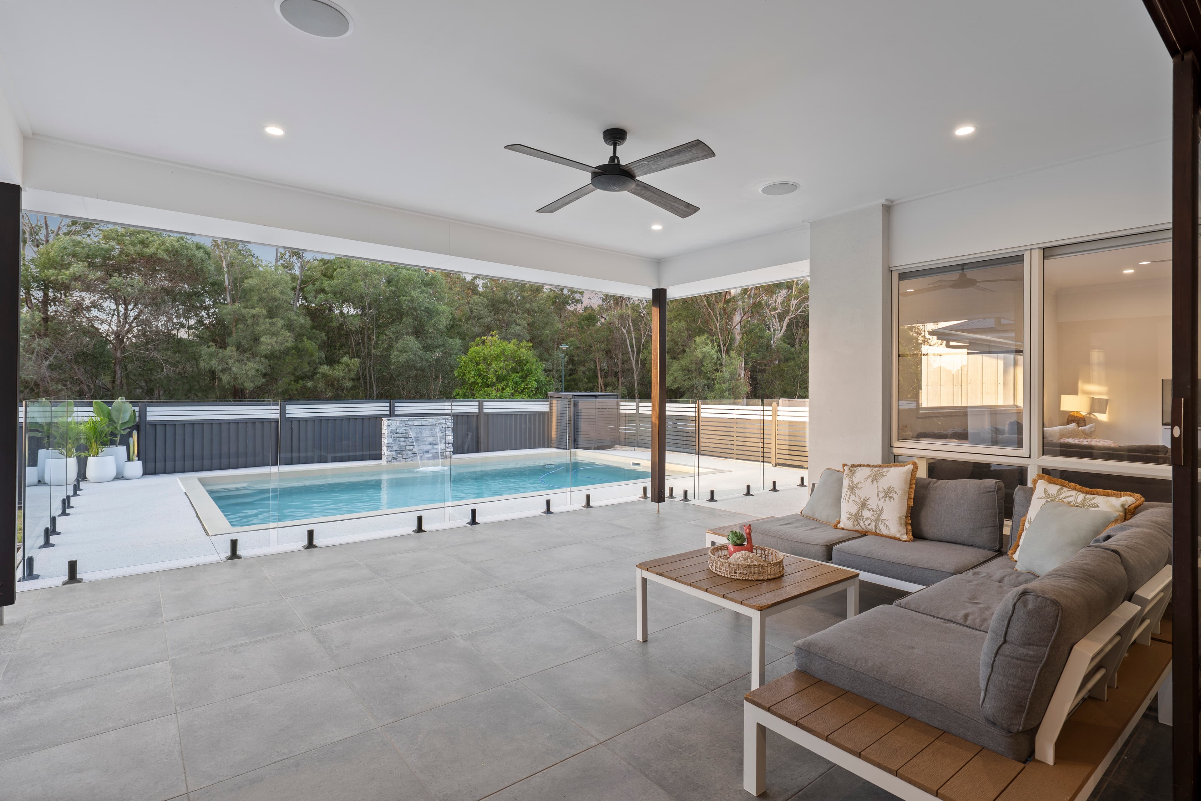 20 Vanstone Way, Redland Bay, Redland Bay - Thumbnail 2