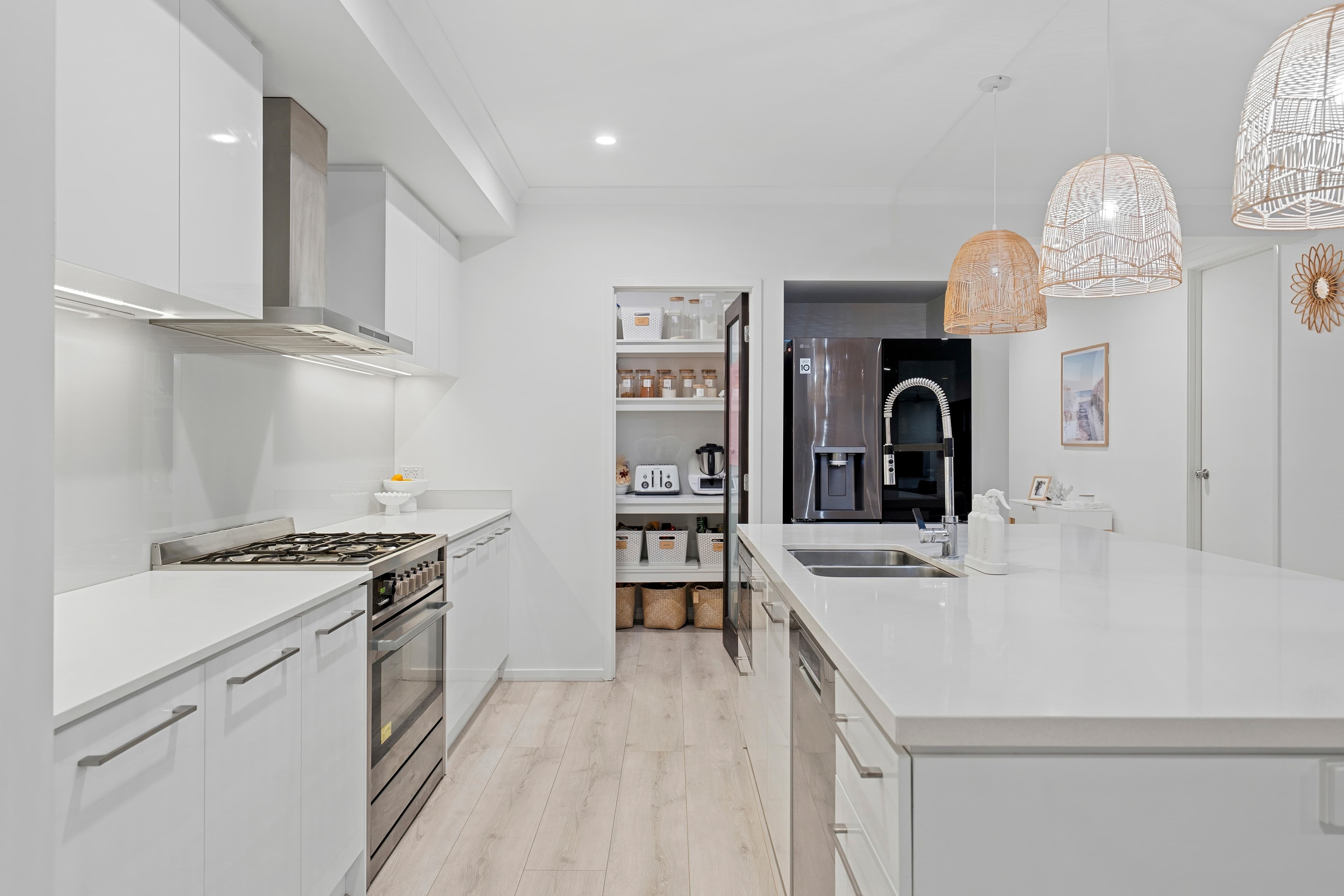 20 Vanstone Way, Redland Bay, Redland Bay - Thumbnail 5
