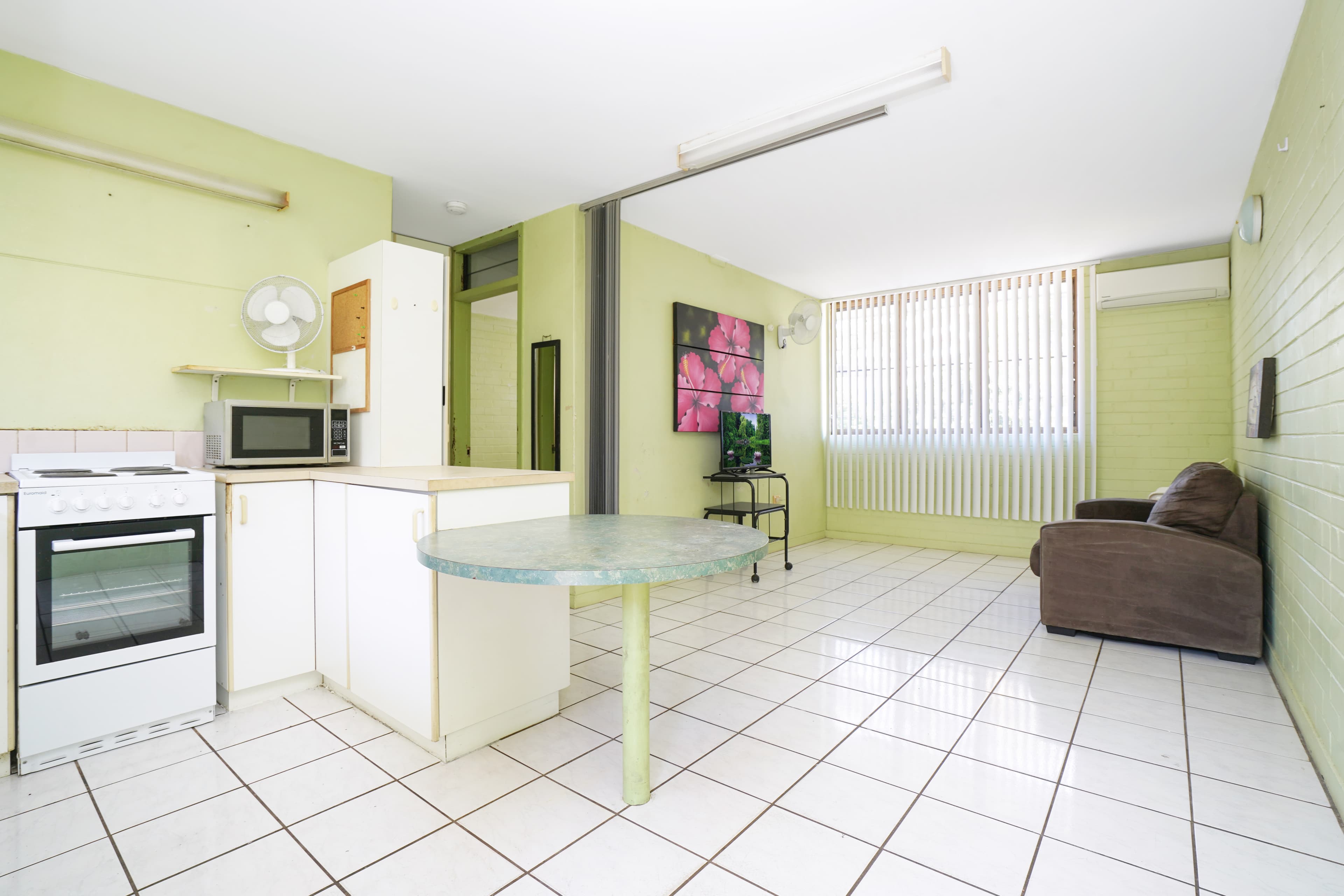 Unit 10/79 Mitchell Street, Darwin City, Darwin City - Thumbnail 5