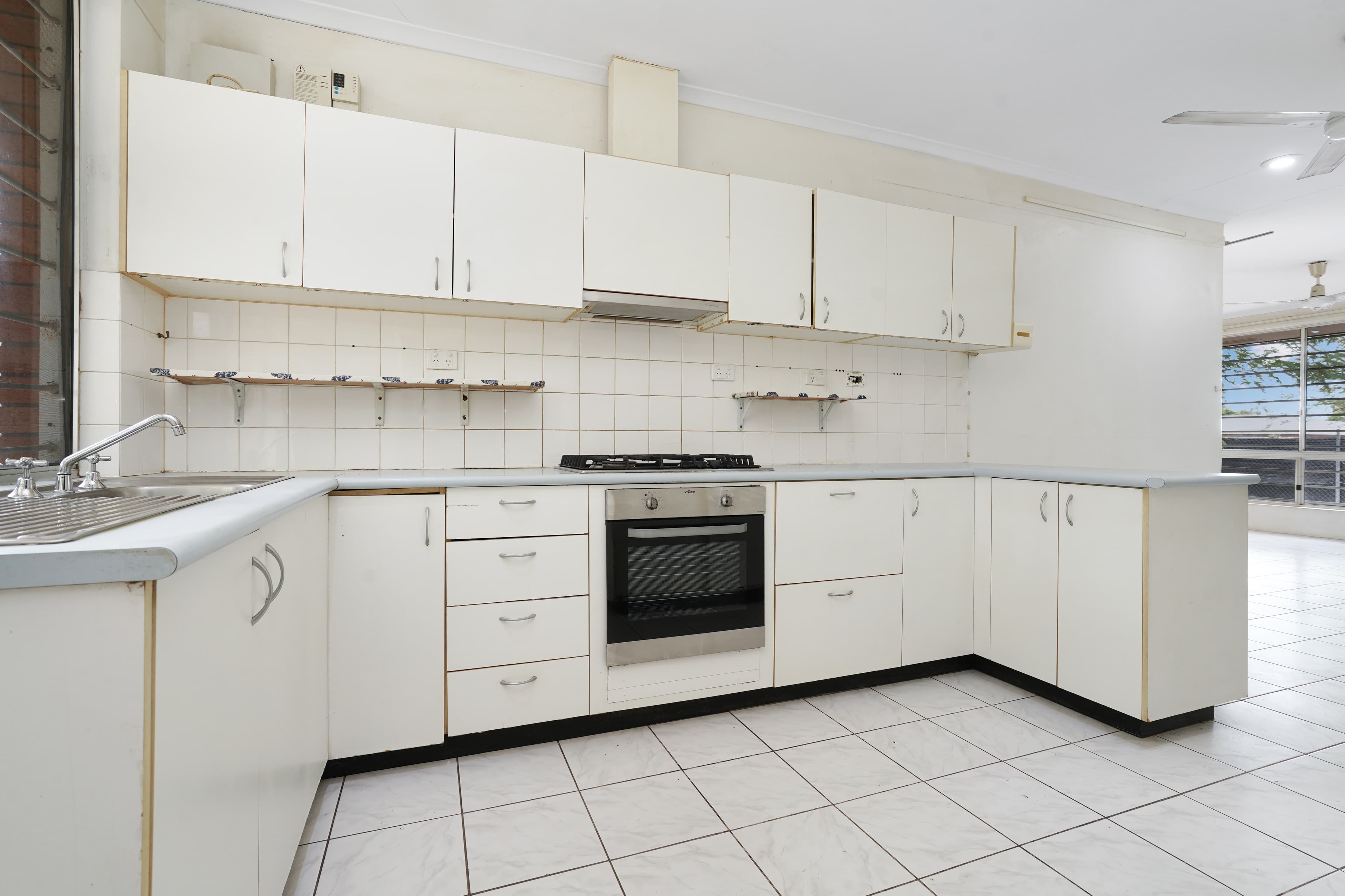 35 Corrick Court, Moulden, Moulden - Thumbnail 4