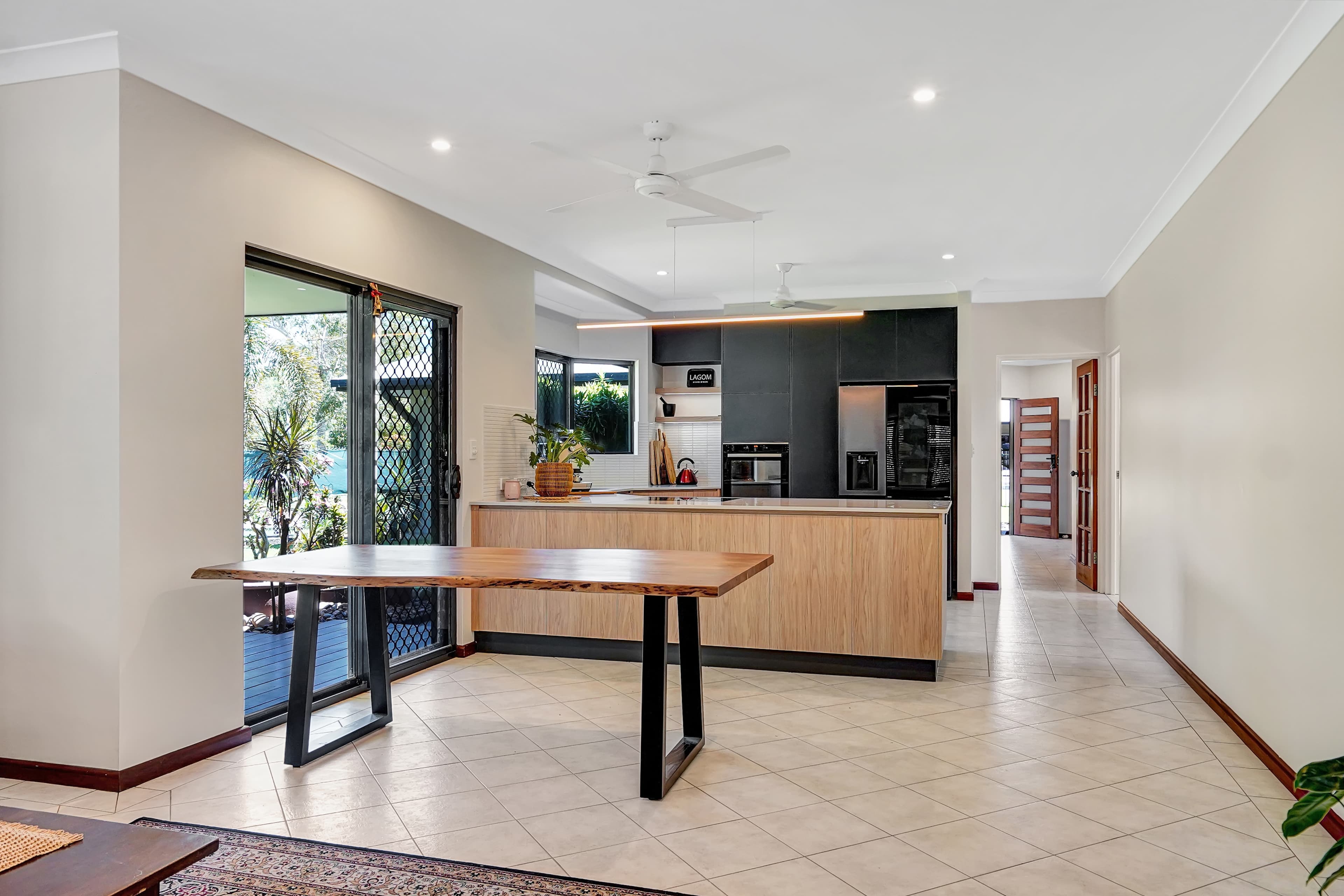 11 Hale Court, Gunn, Gunn - Thumbnail 2