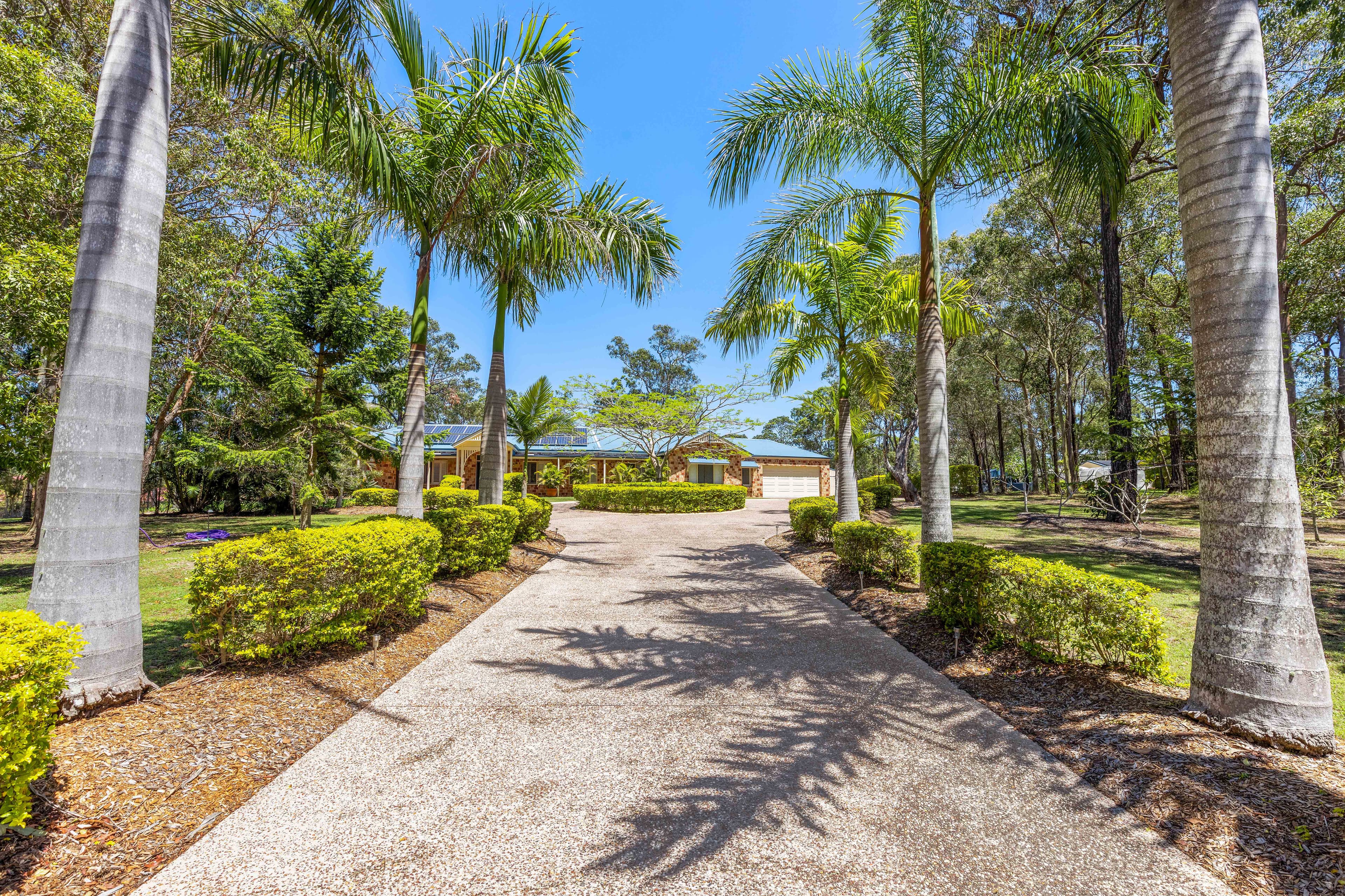 13 Woodhaven Place, Cornubia, Cornubia - Thumbnail 2