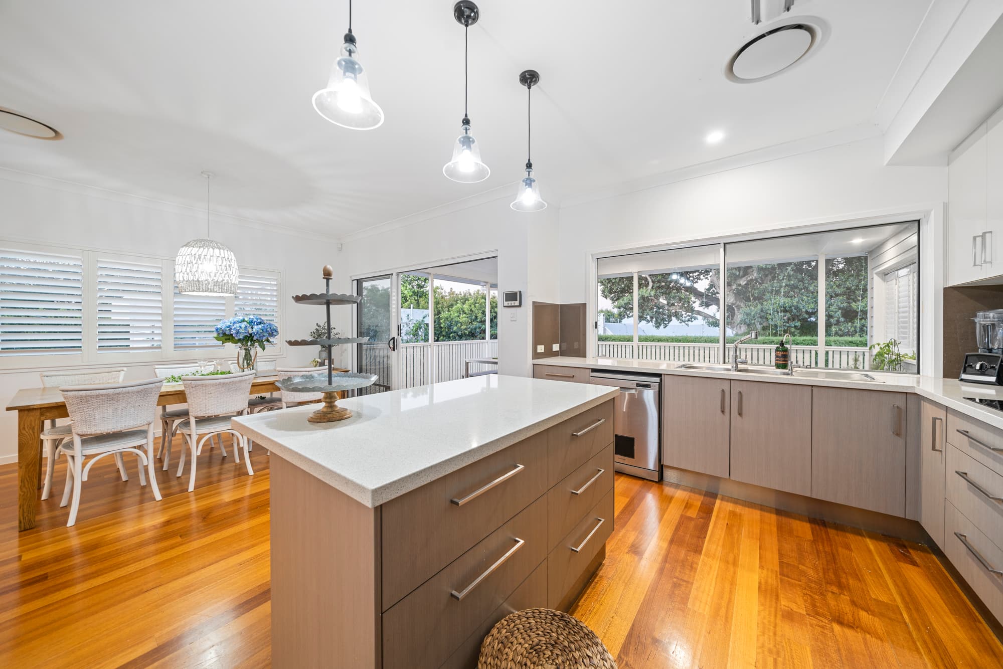 215 Main Road, Wellington Point, Wellington Point - Thumbnail 3